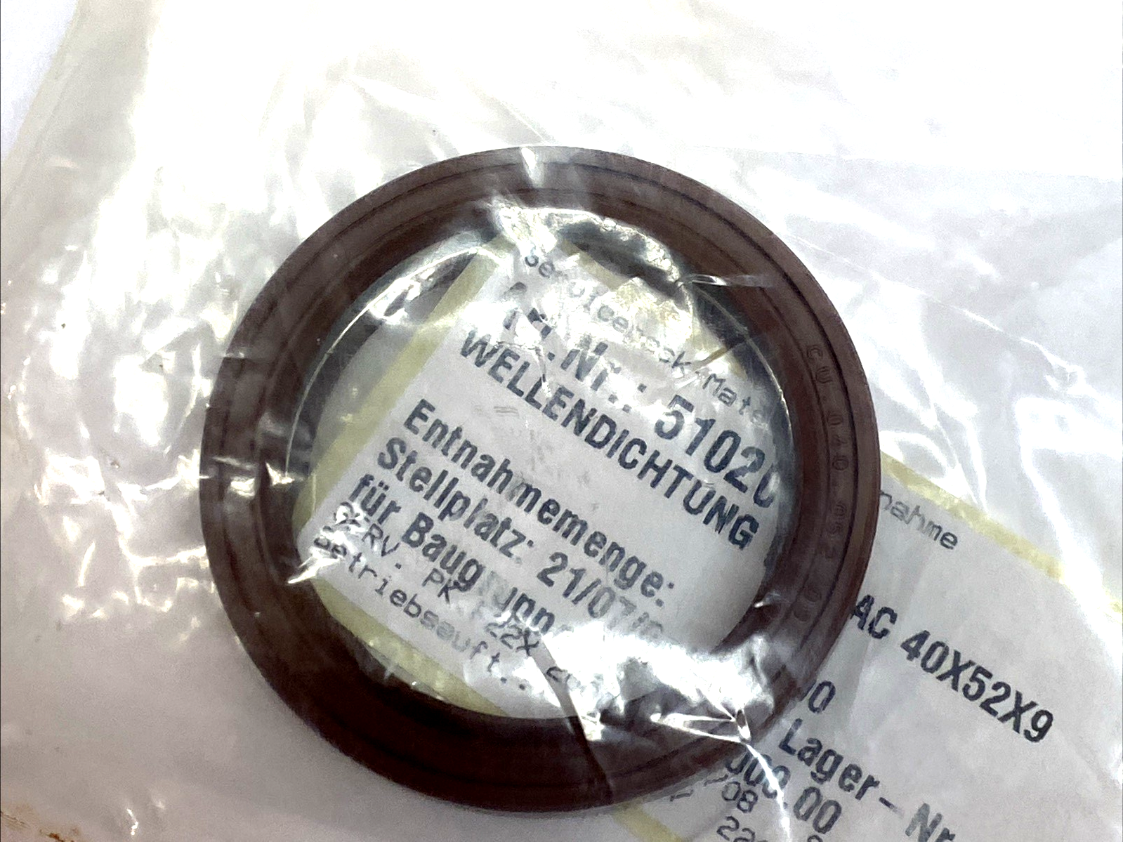 5102070 | Ultrasource Shaft Seal 40x52x9mm - OEM Radial Oil Seal - New - Maverick Industrial Sales
