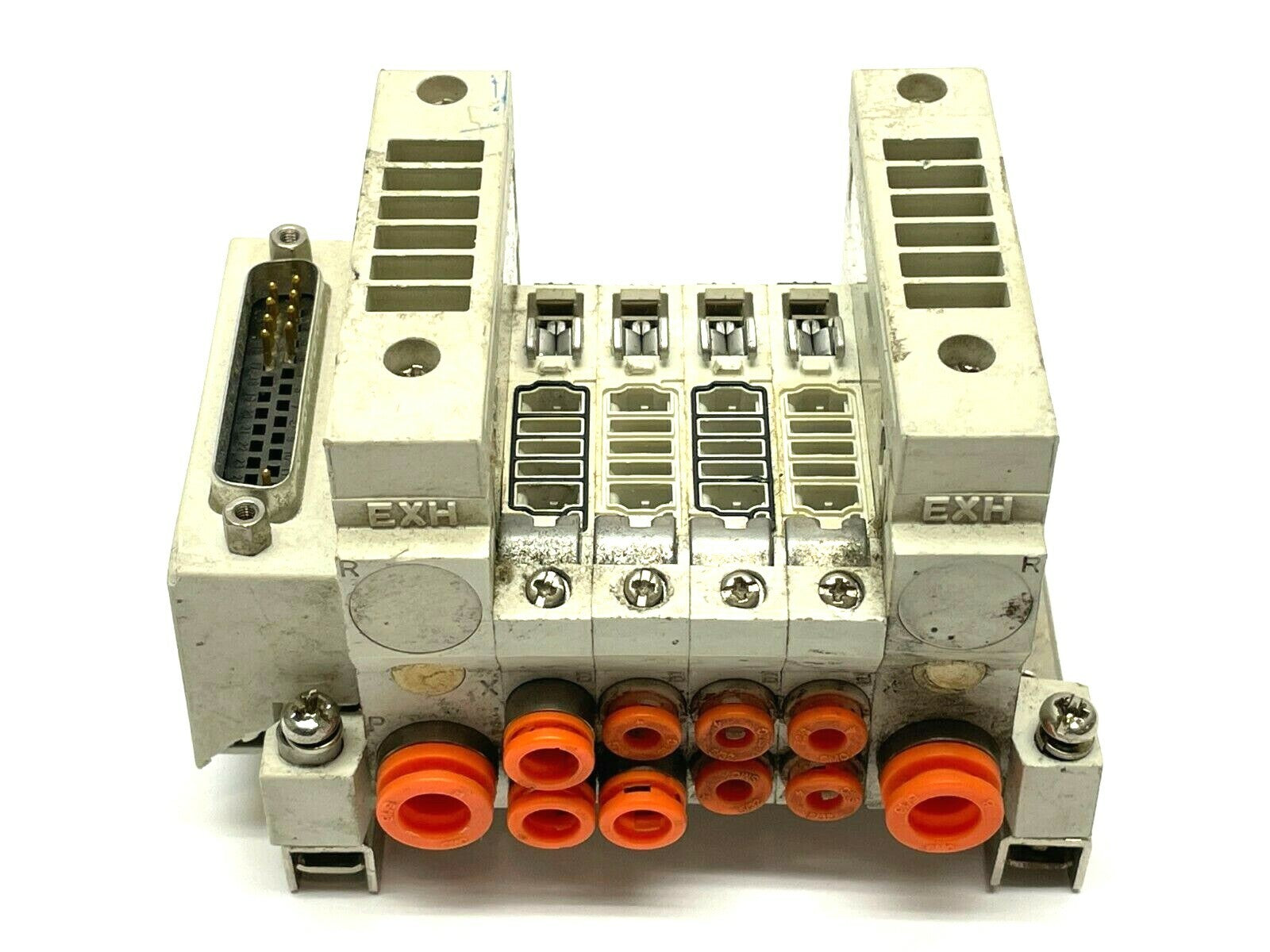 VV5Q11-04N3FU0-D0S | SMC Plug In Base Mounted Manifold - For parts or not working - Maverick Industrial Sales