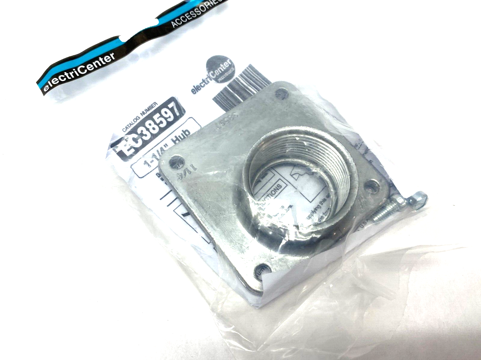 EC38597 | Siemens ElectriCenter Conduit Hub Cover 1-1/4" Aluminum - New - Maverick Industrial Sales