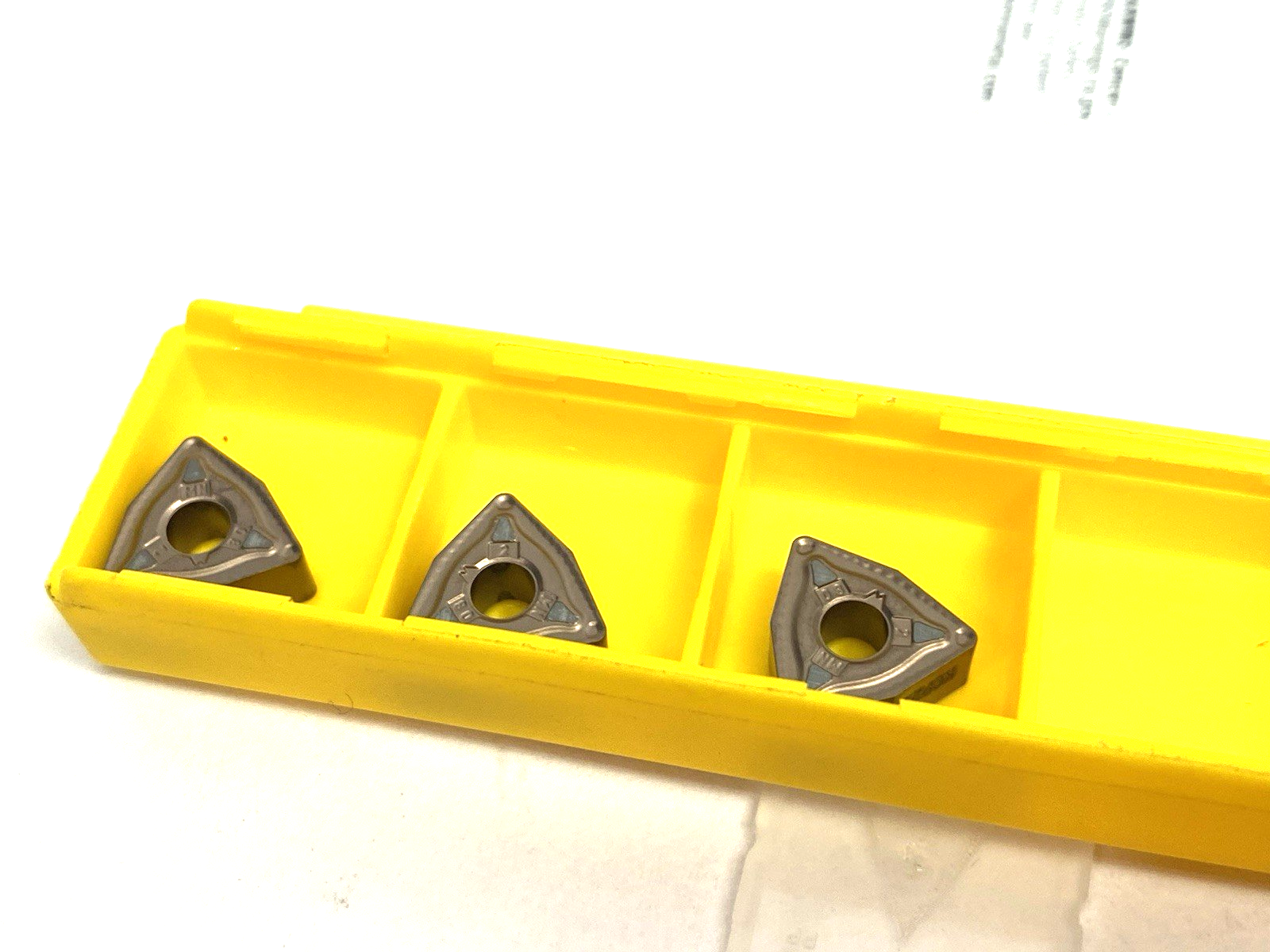 5696935 | Kennametal Kenloc™ Turning Insert Medium-Negative WNMG060408MN PKG OF 3 - New – Open box - Maverick Industrial Sales