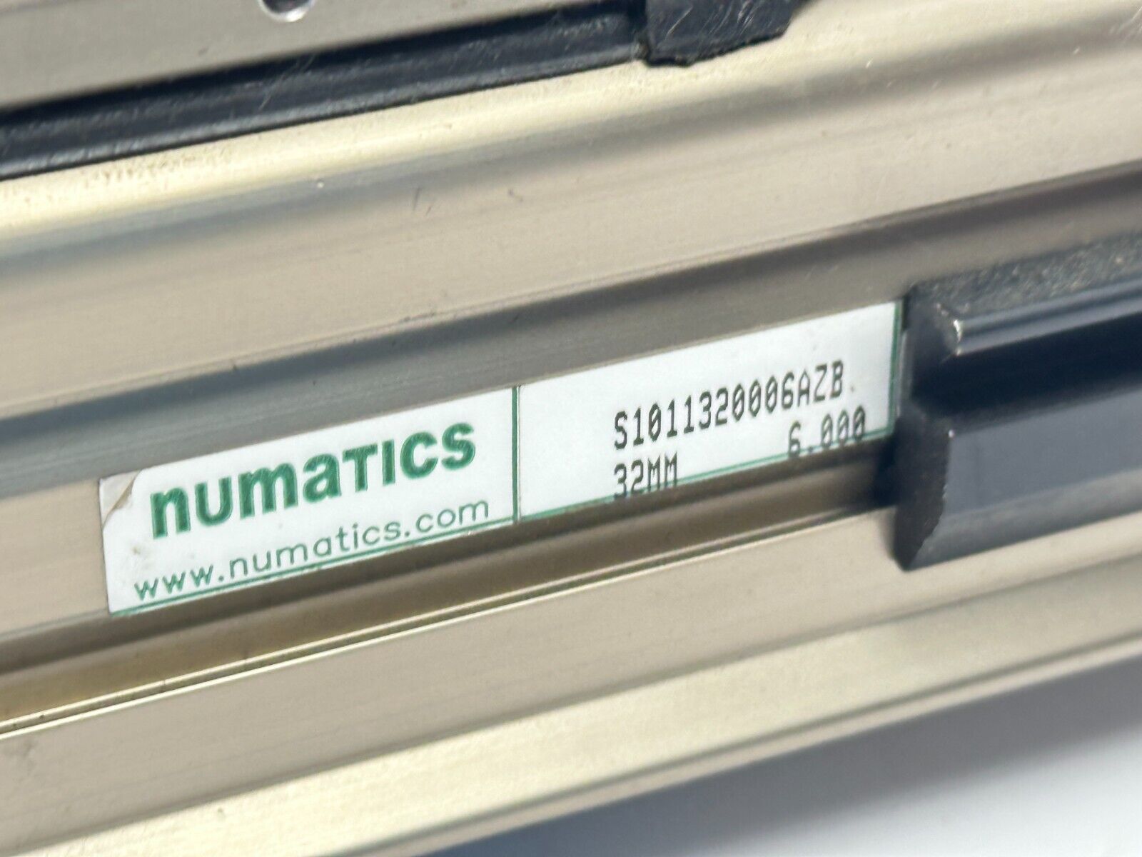 Numatics S1011320006AZB Reed Magnet Rodless Cylinder Slide 32mm 6" Stroke - Maverick Industrial Sales
