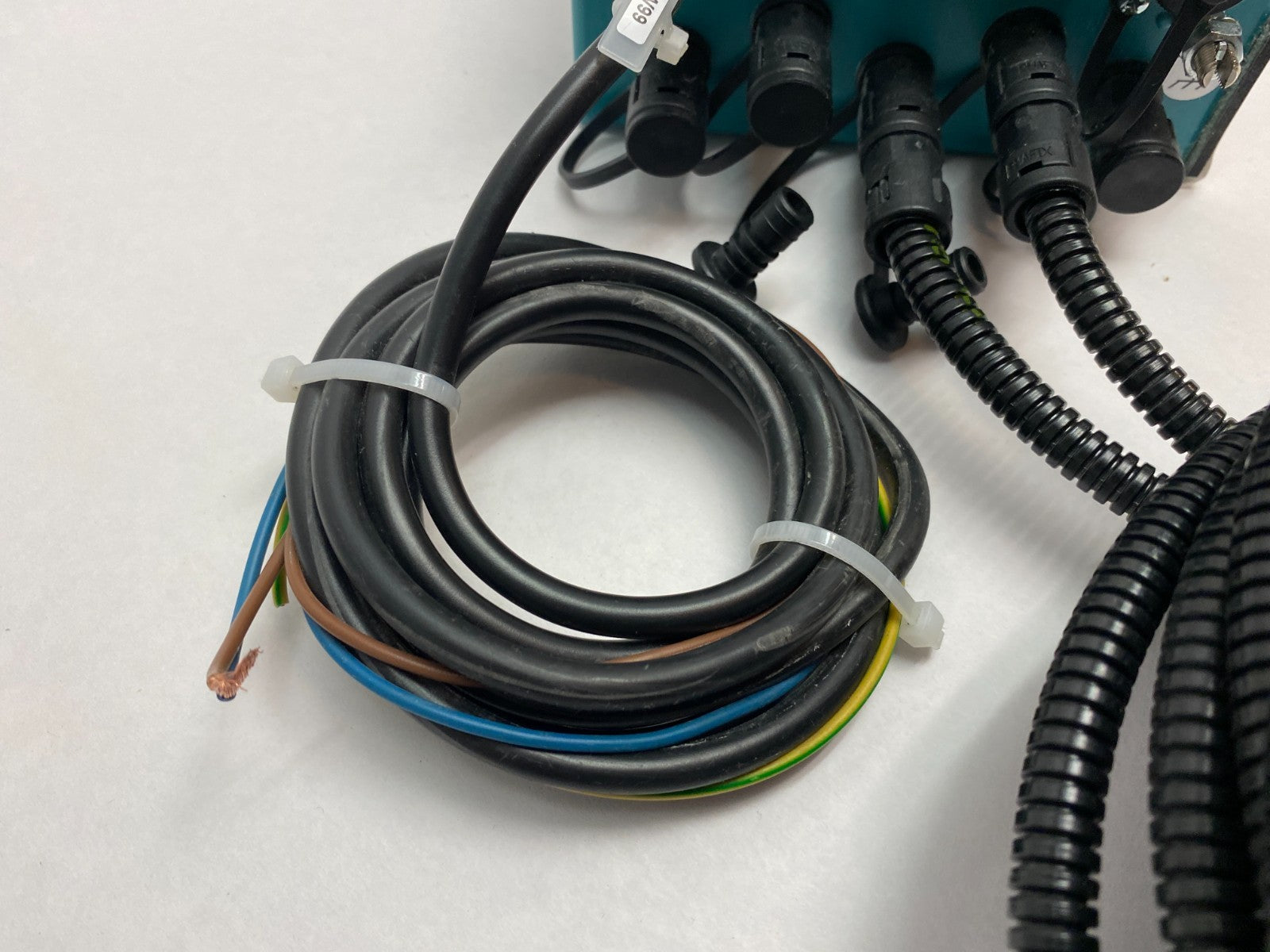 ES51/E2VA | Eltex Power Supply, Ionization Unit - Used - Maverick Industrial Sales