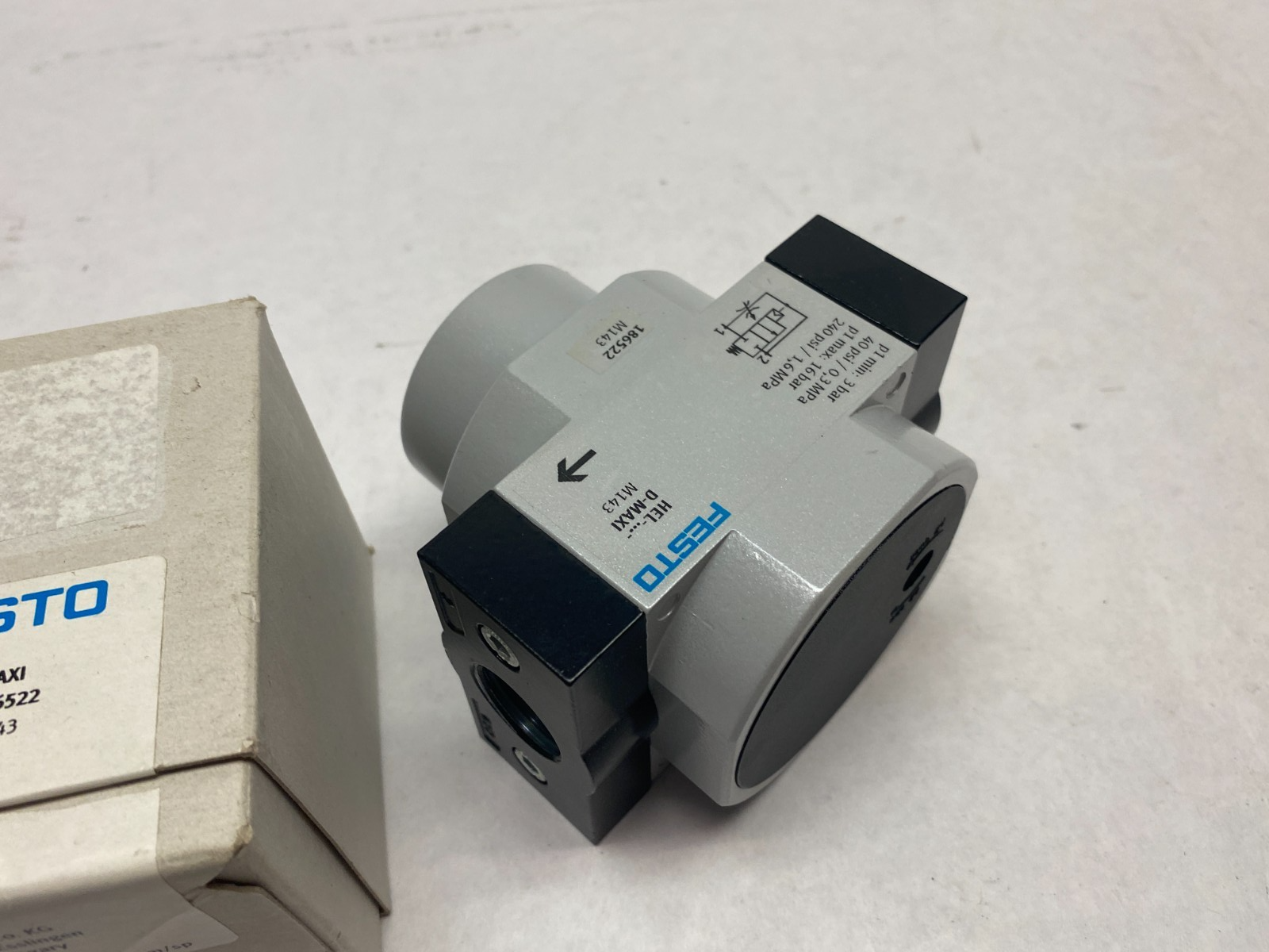 Festo HEL-1/2-D-MAXI Pneumatic On/Off Valve 3-16bar 1/2" Ports 186522 - Maverick Industrial Sales