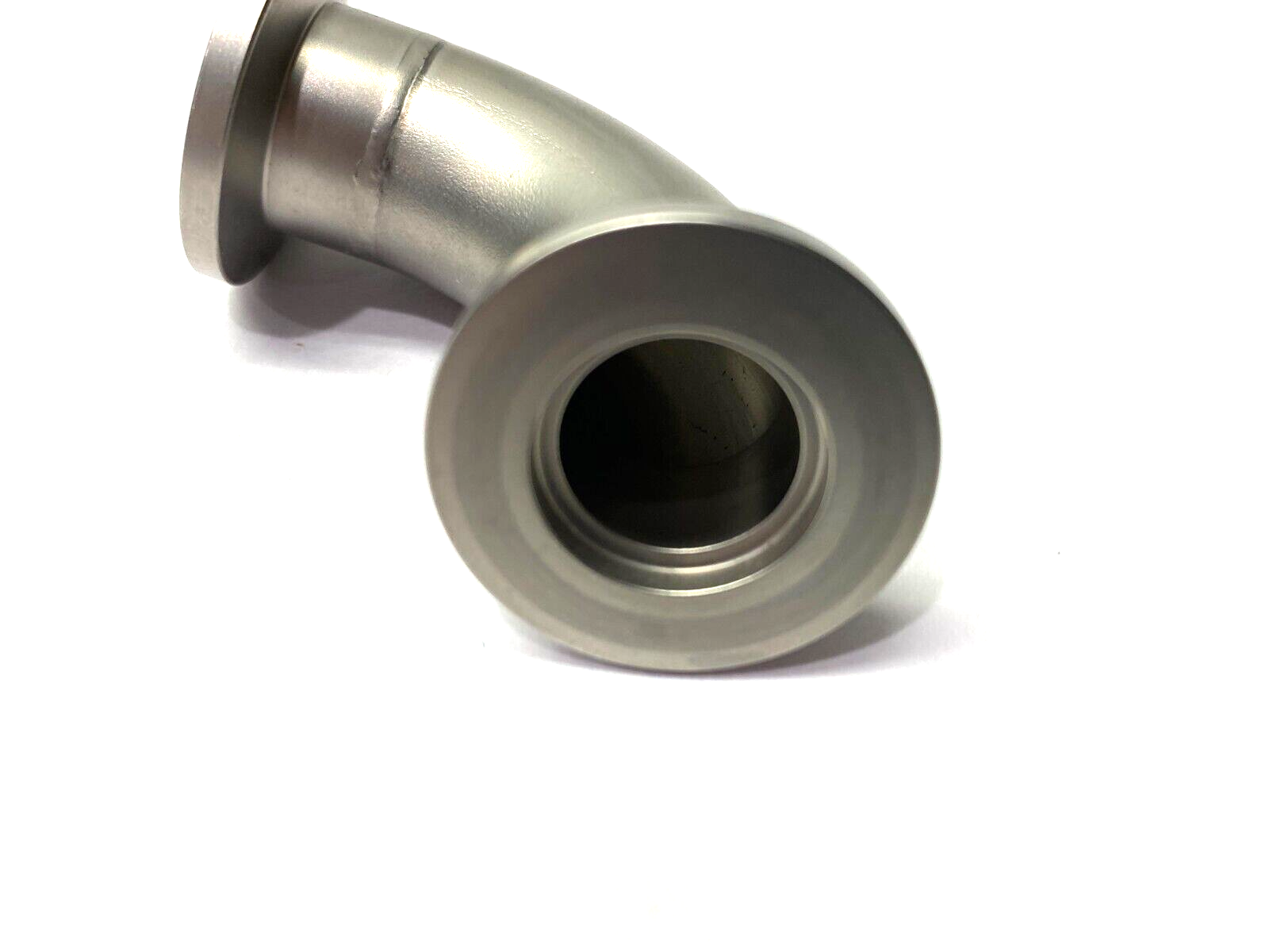 Agilent KE00750150 Stainless Steel 90-Degree Elbow Fitting 1.5" Clearance NW16 - Maverick Industrial Sales