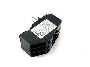 3UA5000-1G 4-6,3A | Siemens  Overload Relay BROKEN MOUNTING LATCH - For parts or not working