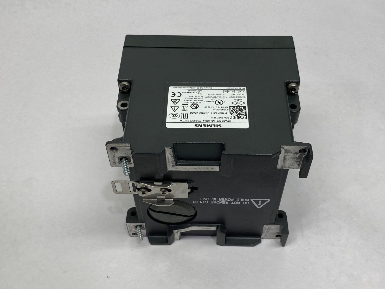 Siemens 216-0BA00-2AA3 SCALANCE X216 Industrial Ethernet Switch 16x 10/100Mbps - Maverick Industrial Sales