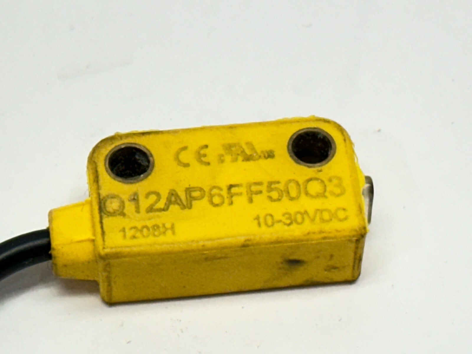 Banner Q12AP6FF50Q3 Miniature Self Contained Sensor 76163 - Maverick Industrial Sales