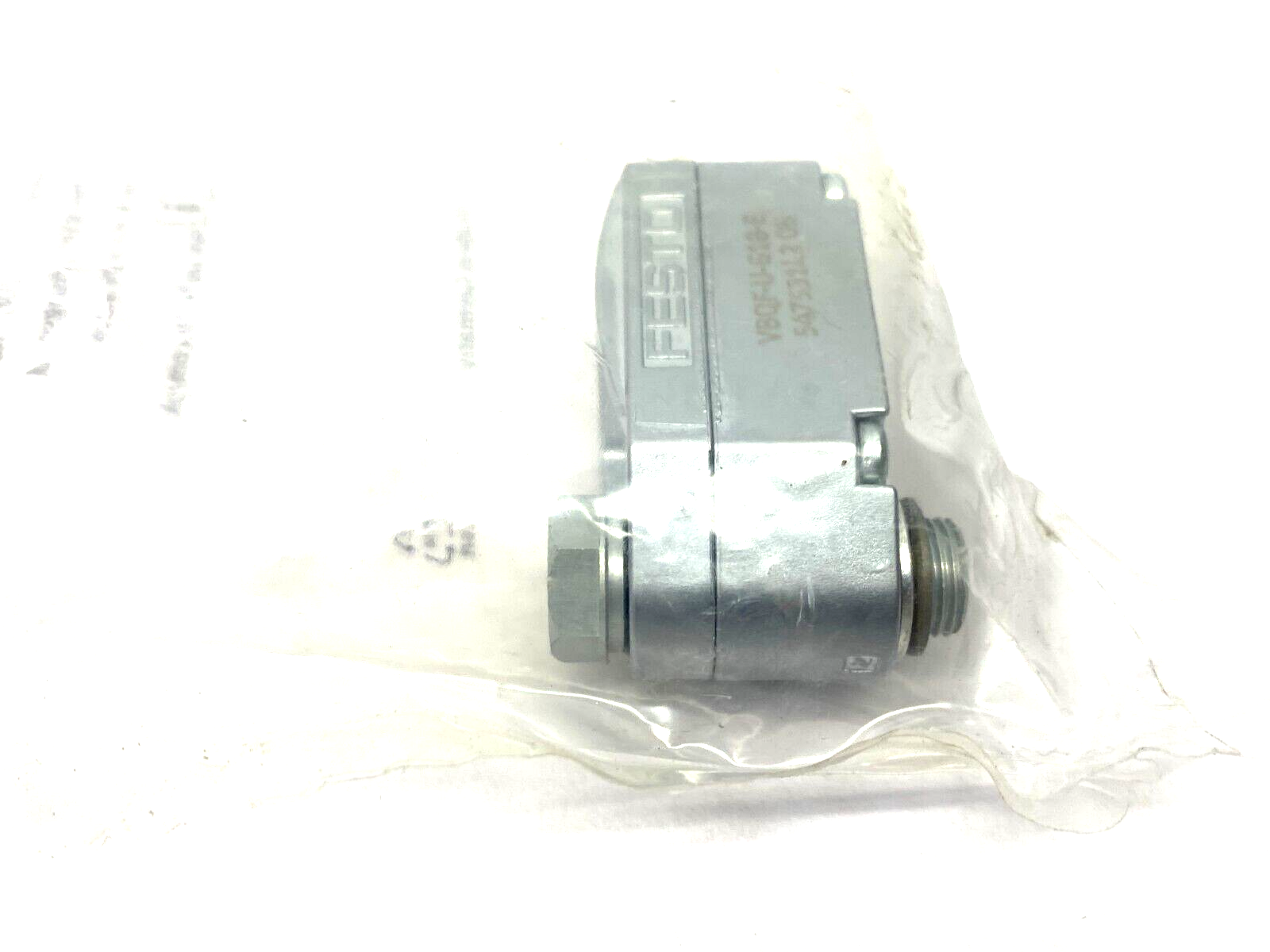 Festo VBQF-U-G18-E Quick-Exhaust Valve L208 RSV-52, 547531 - Maverick Industrial Sales