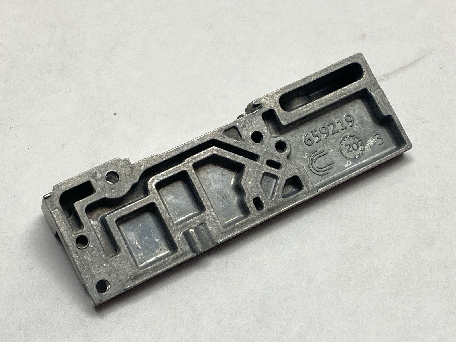 Festo VMPA-EPR End Plate 533373 - Maverick Industrial Sales