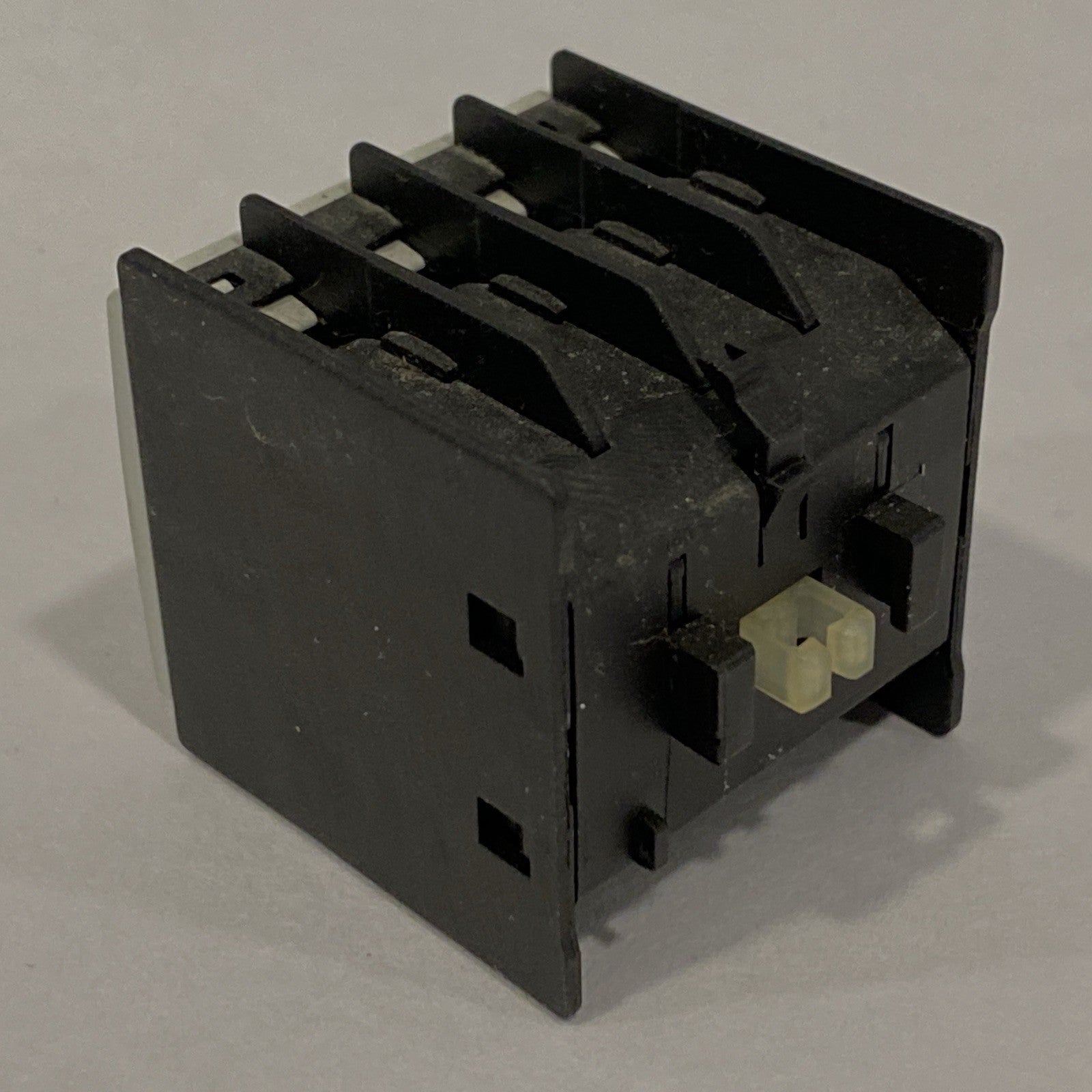 Siemens 3RH1911-1FA31 Auxiliary Contact Block - Maverick Industrial Sales