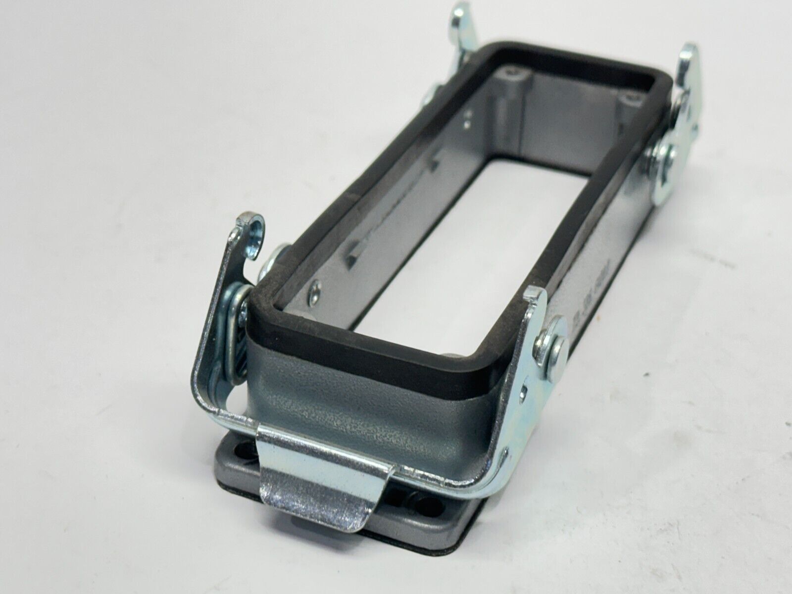 Wieland 73.326.6428.0 Bulkhead Housing Mount 4-3/8" x 1-3/8" Entry - Maverick Industrial Sales