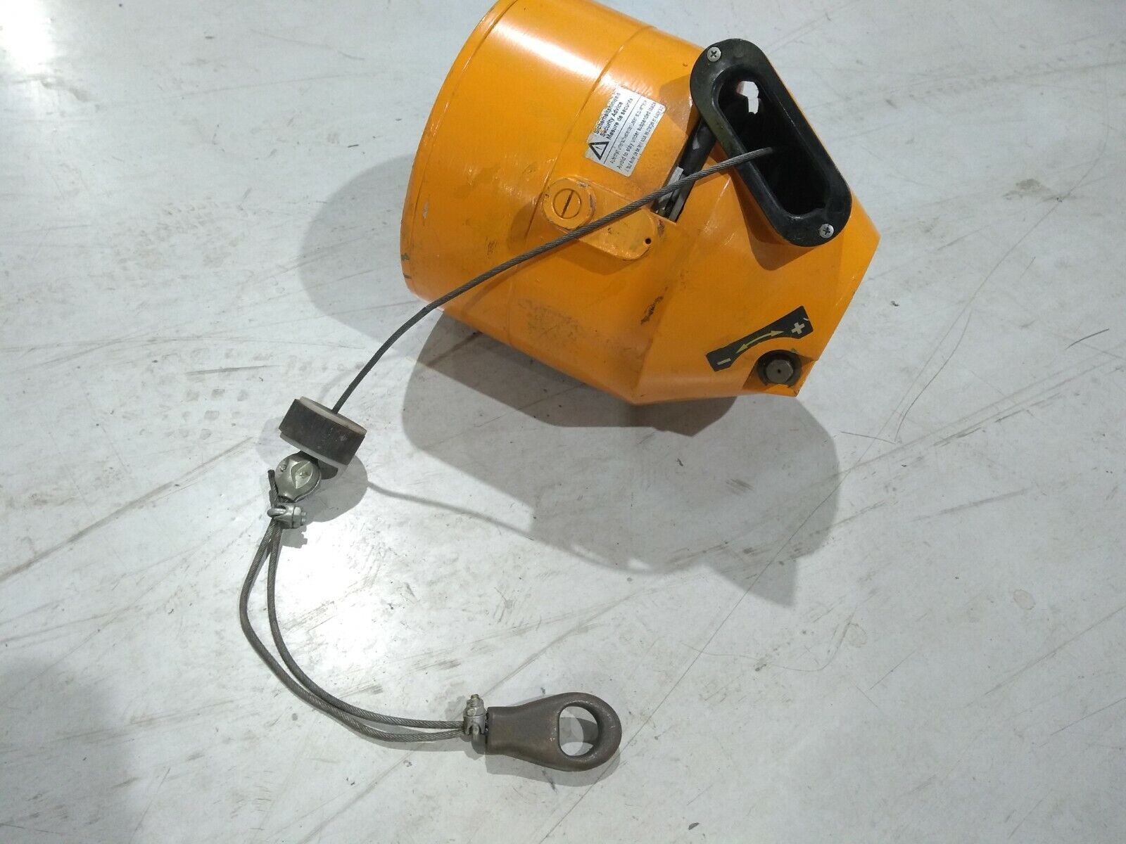 Kromer Type 7261 Heavy Duty Zero Gravity Tool Balancer 150.0 - 300.0 kg - Maverick Industrial Sales