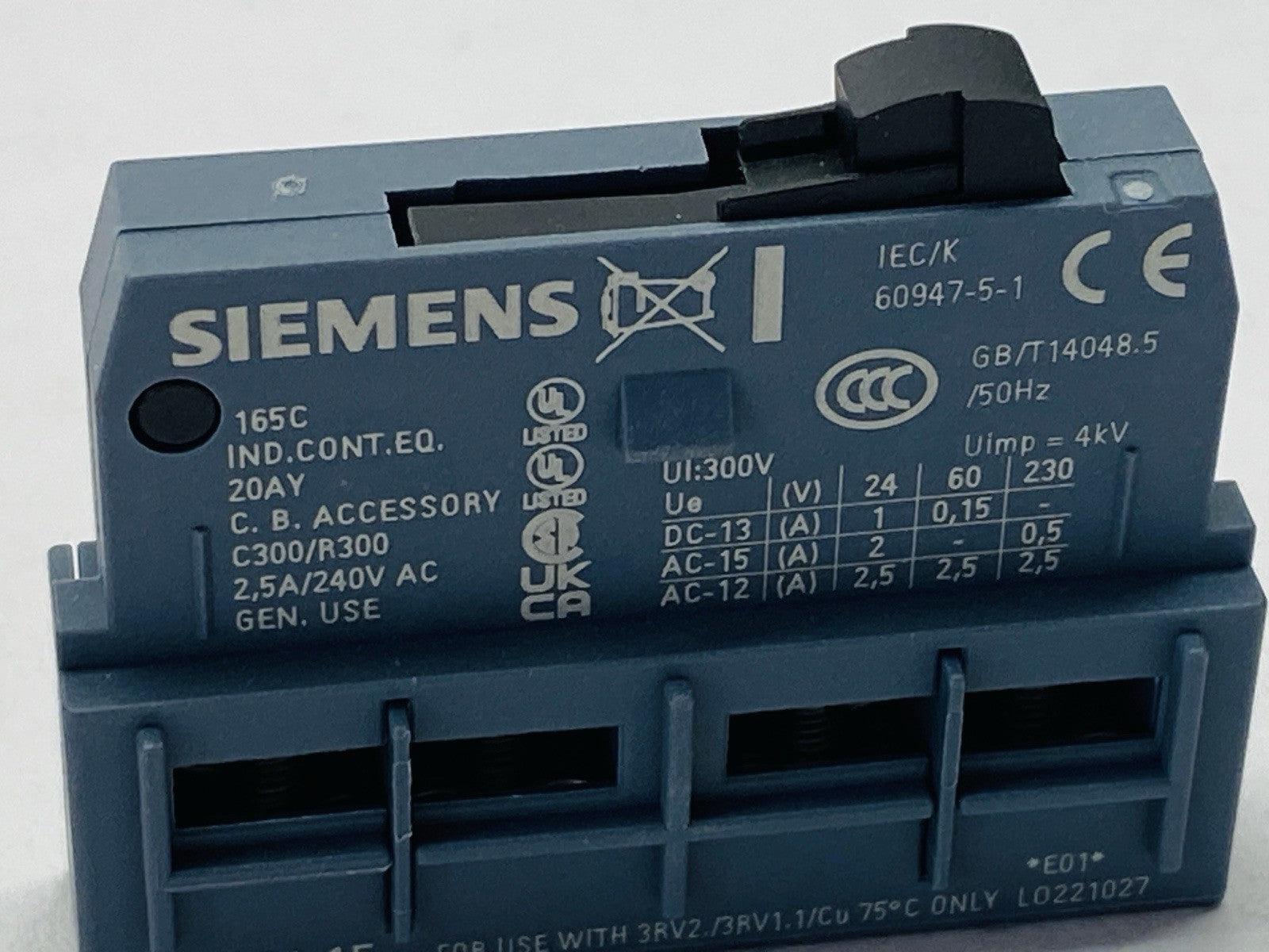 Siemens 3RV2901-1E Auxiliary Contact Block Switch LOT OF 10 - Maverick Industrial Sales