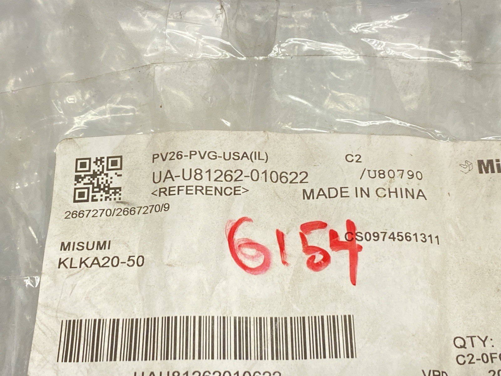 KLKA20-50 | Misumi Strut Clamp 20mm Post Diameter 50mm Shaft Diameter - New - Maverick Industrial Sales
