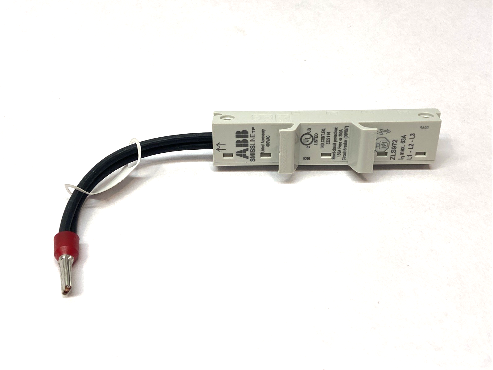 ZLS972 | ABB SMISSLINE TP Universal Adapter 600VAC 63A - Used - Maverick Industrial Sales