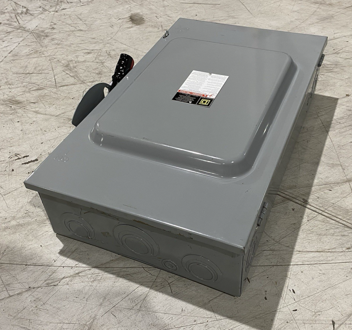 H364N | Schneider Square D Safety Switch, Heavy Duty, Fusible, 200A, 4-Wire 3-pole - Used - Maverick Industrial Sales