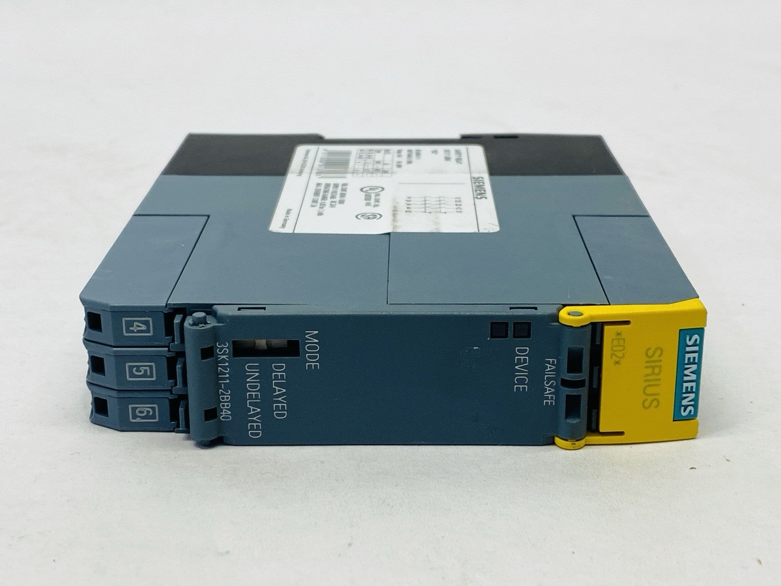 Siemens 3SK1211-2BB40 SIRIUS Safety Relay 24VDC - Maverick Industrial Sales