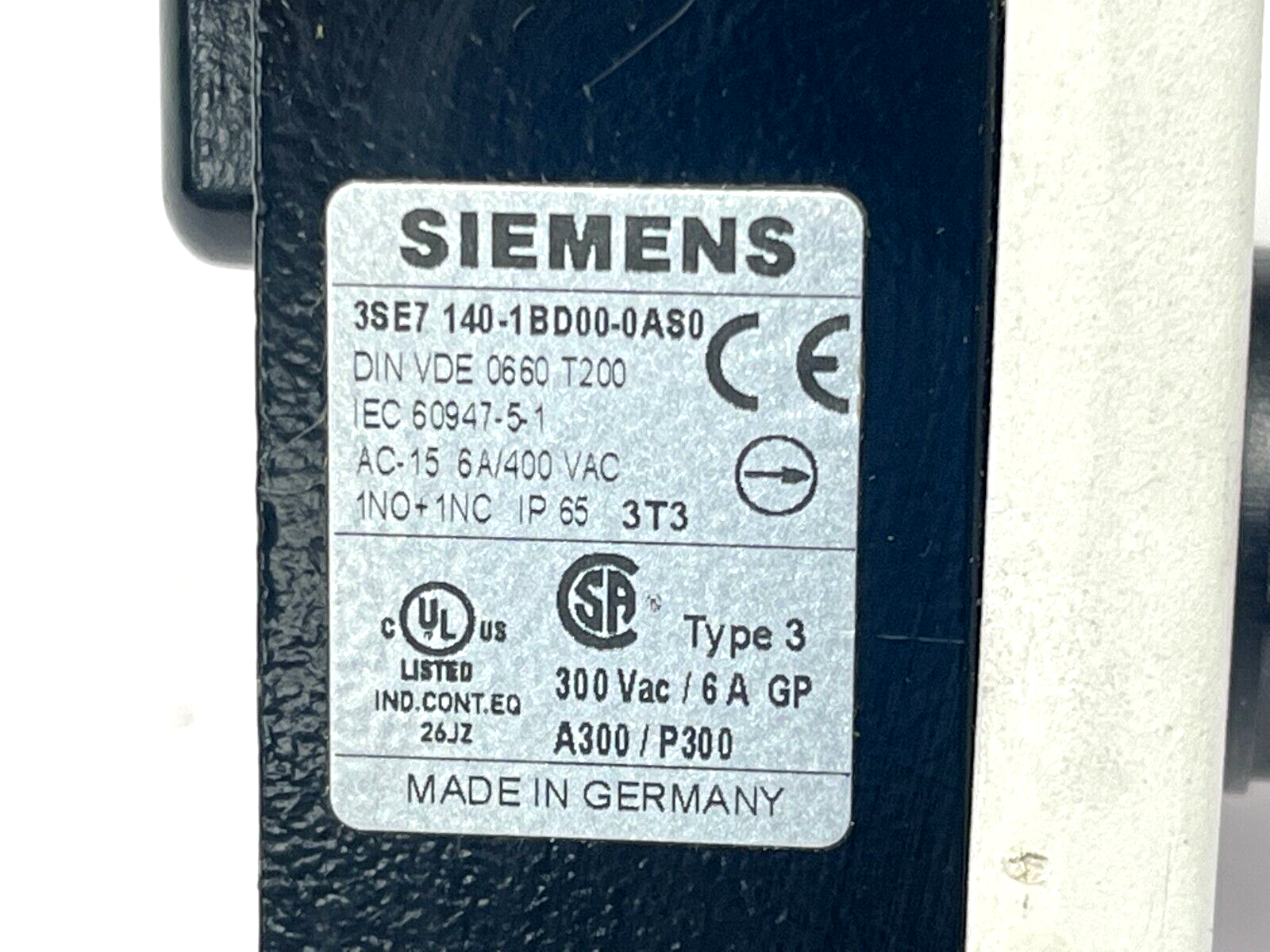 Siemens 3SE7 140-1BD00-0AS0 Cable Operated Emergency Stop Safety Switch - Maverick Industrial Sales
