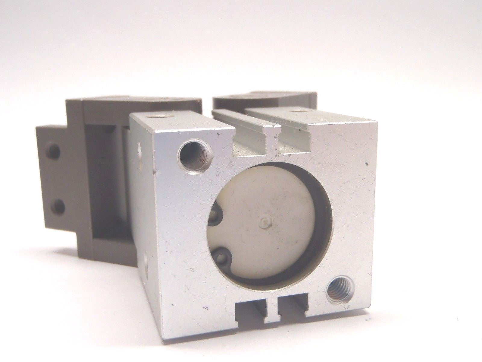 MHW2-25D1 | SMC Angular Gripper Finger - Used - Maverick Industrial Sales