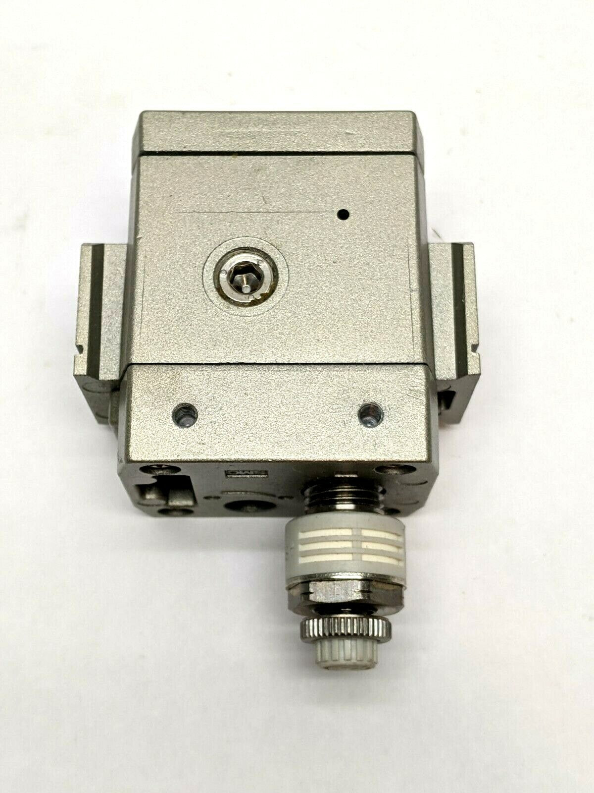 SMC AV2000-N02-5DZ Soft Start Valve NO COIL - Maverick Industrial Sales