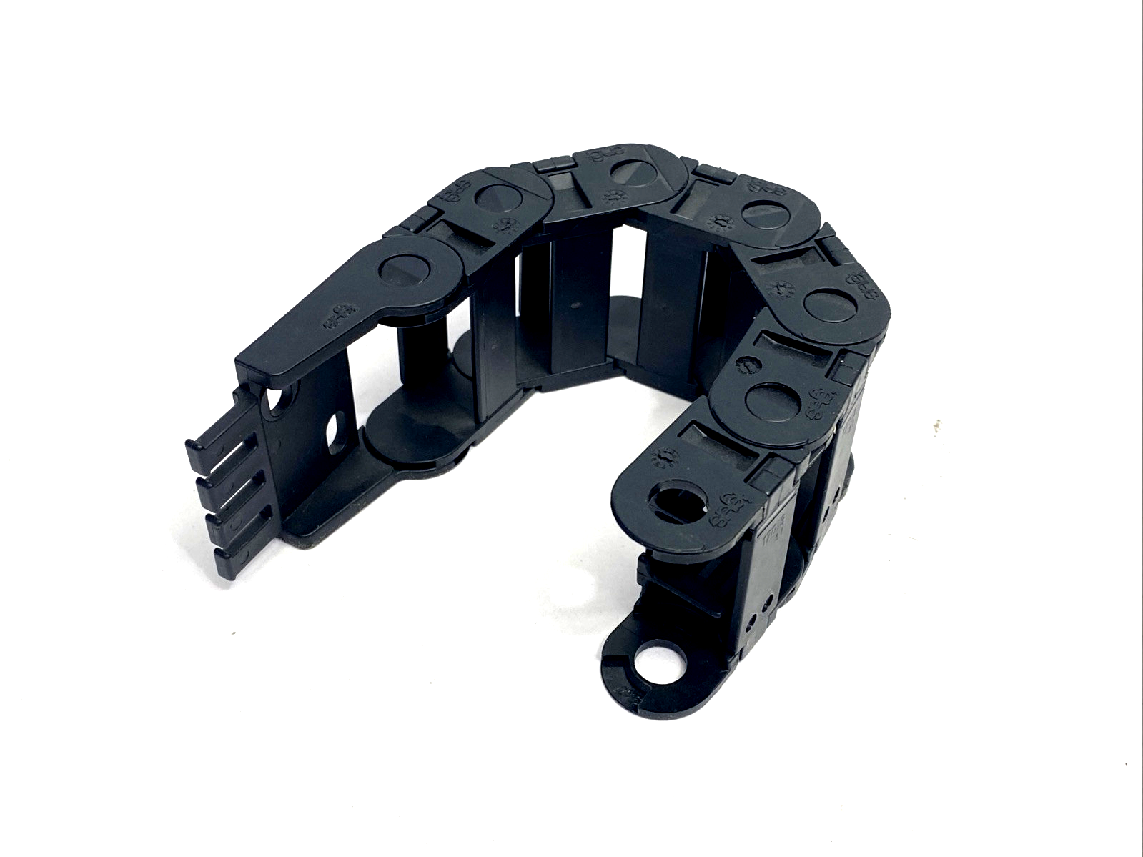 Igus B15-038-038-0 Series B15 E-Chain 6 Links & 1038-3PZ Tiewrap Bracket 8" OAL - Maverick Industrial Sales