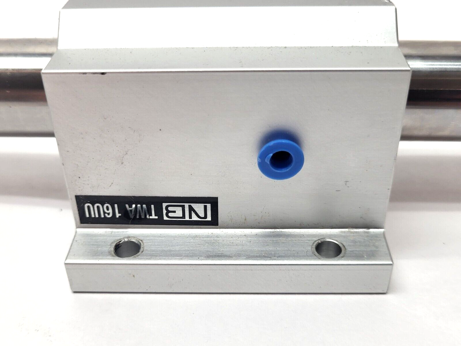 Nippon Bearing TWA 16UU Ball Bearing Block 1" LOT OF 2 w/ 3' Pole - Maverick Industrial Sales