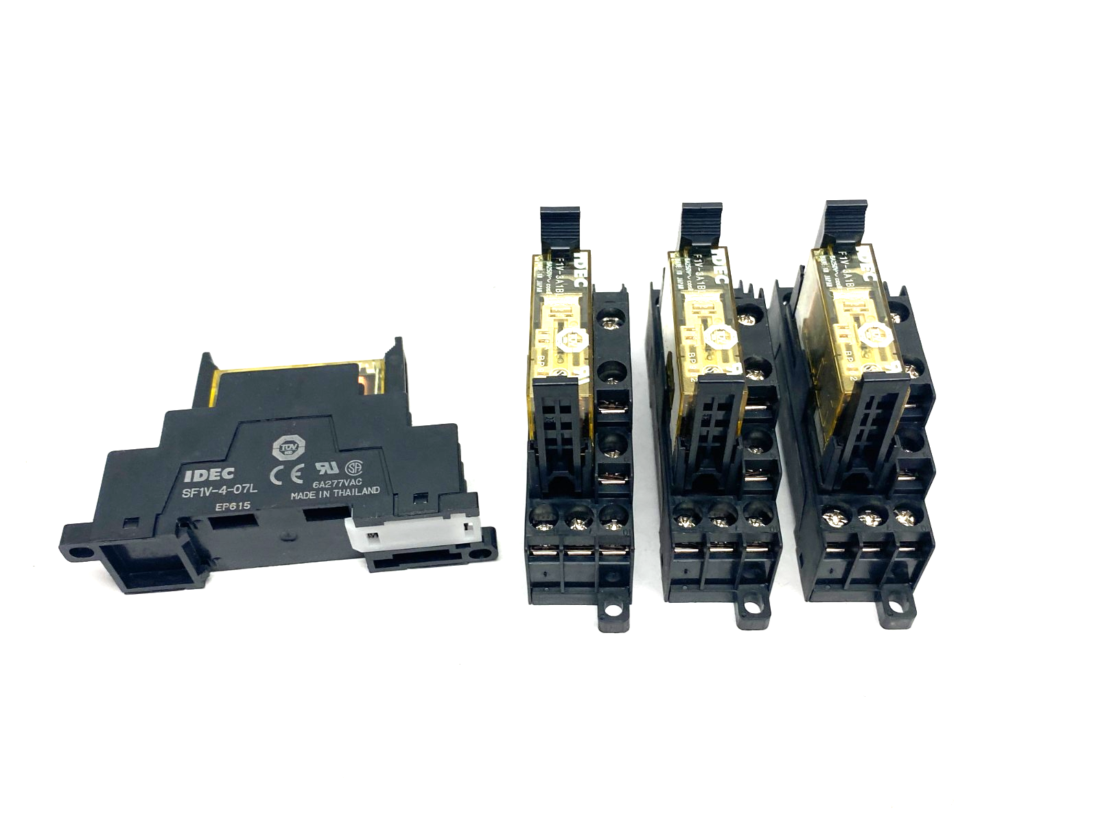 RF1V-3A1BL-024 | IDEC Relay w/ SF1V-4-07L Relay Base LOT OF 4 - New – Open box - Maverick Industrial Sales