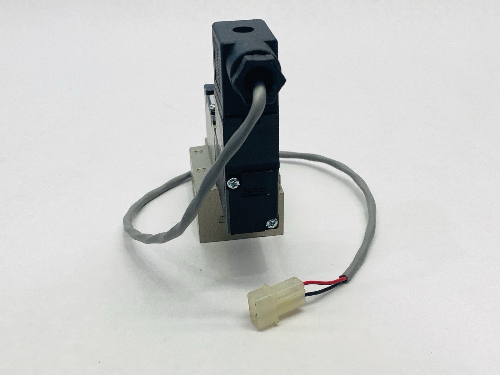 SMC VFS2110-5DZ-01 Pneumatic Solenoid Valve 5-Port 24VDC - Maverick Industrial Sales