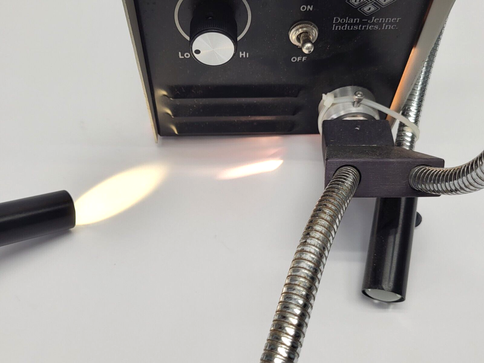 Dolan-Jenner 180 Fiber-Lite High Intensity Illuminator ONE LIGHT NOT WORKING - Maverick Industrial Sales