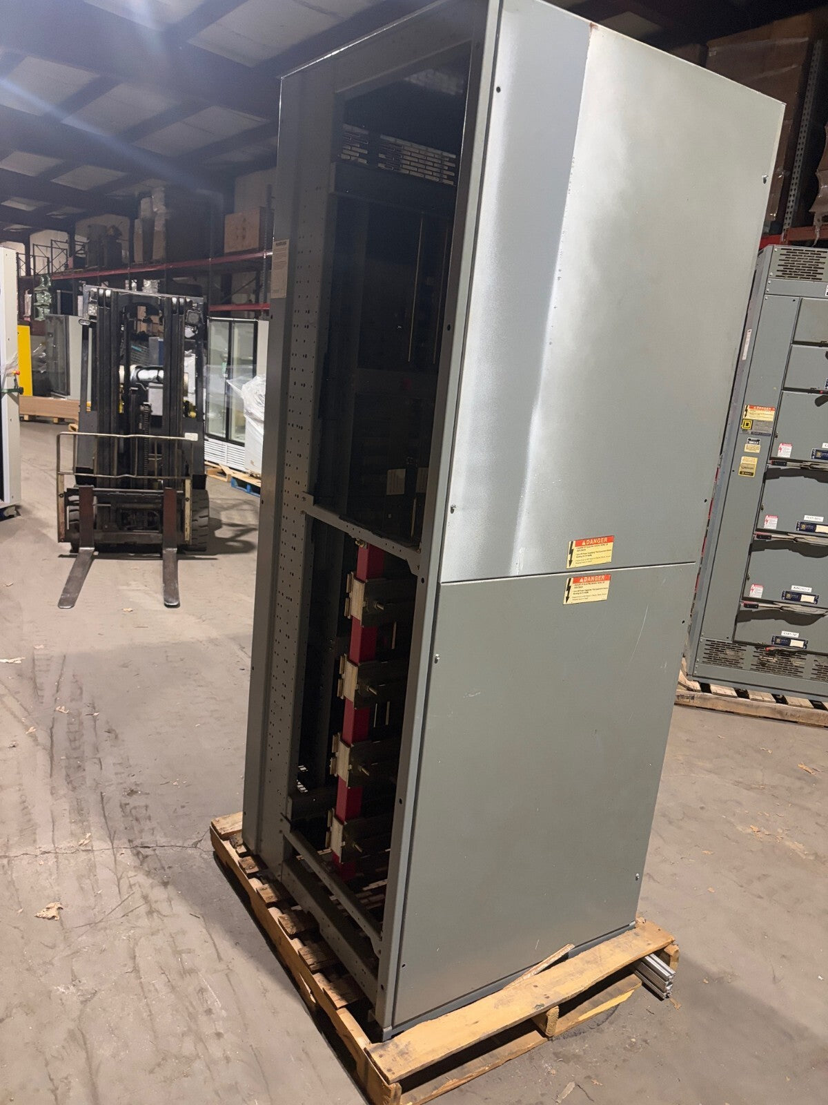 Square D QED 2 Power Style Switchboard, 3000A, (2) QMB364W, (2) QMB362TW - Maverick Industrial Sales