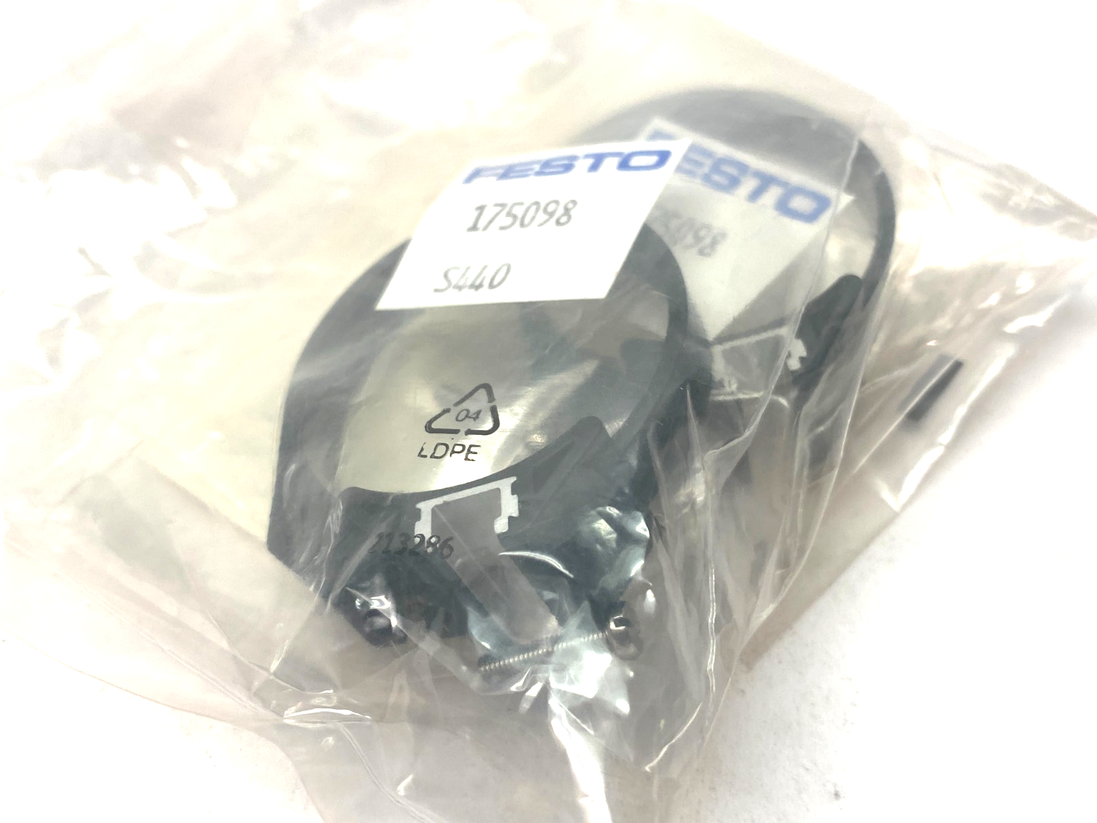 Festo SMBR-8-40 Mounting Kit 175098 PKG OF 2 - Maverick Industrial Sales