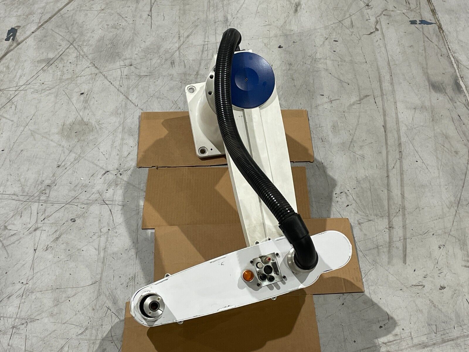 Seiko Epson E2L853S-UL Industrial Robot Arm 4-Axis - Maverick Industrial Sales