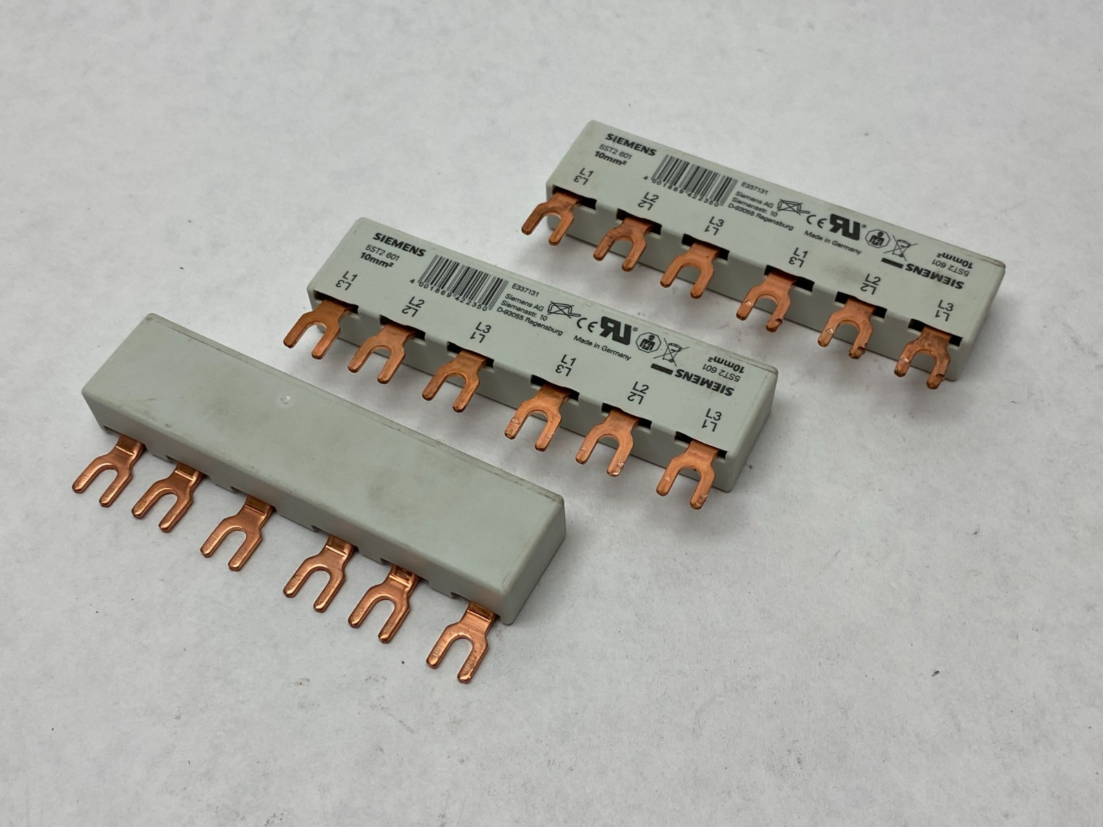 Siemens 5ST2601 Busbar 63A 3-Pole LOT OF 3 - Maverick Industrial Sales