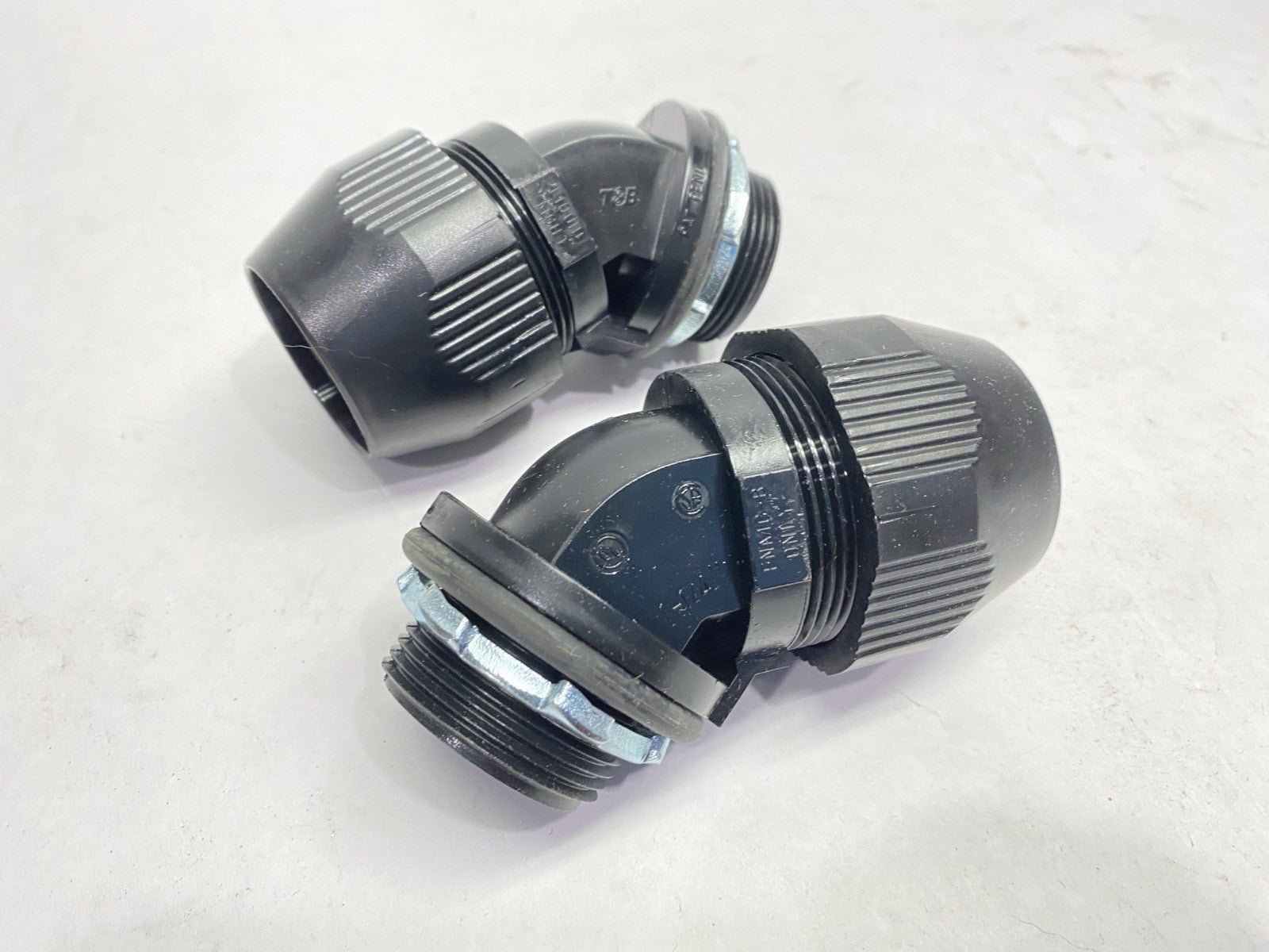 Thomas & Betts LT4125P Bullet Conduit Fitting 45 Degree 1-1/4" FNMC LOT OF 2 - Maverick Industrial Sales
