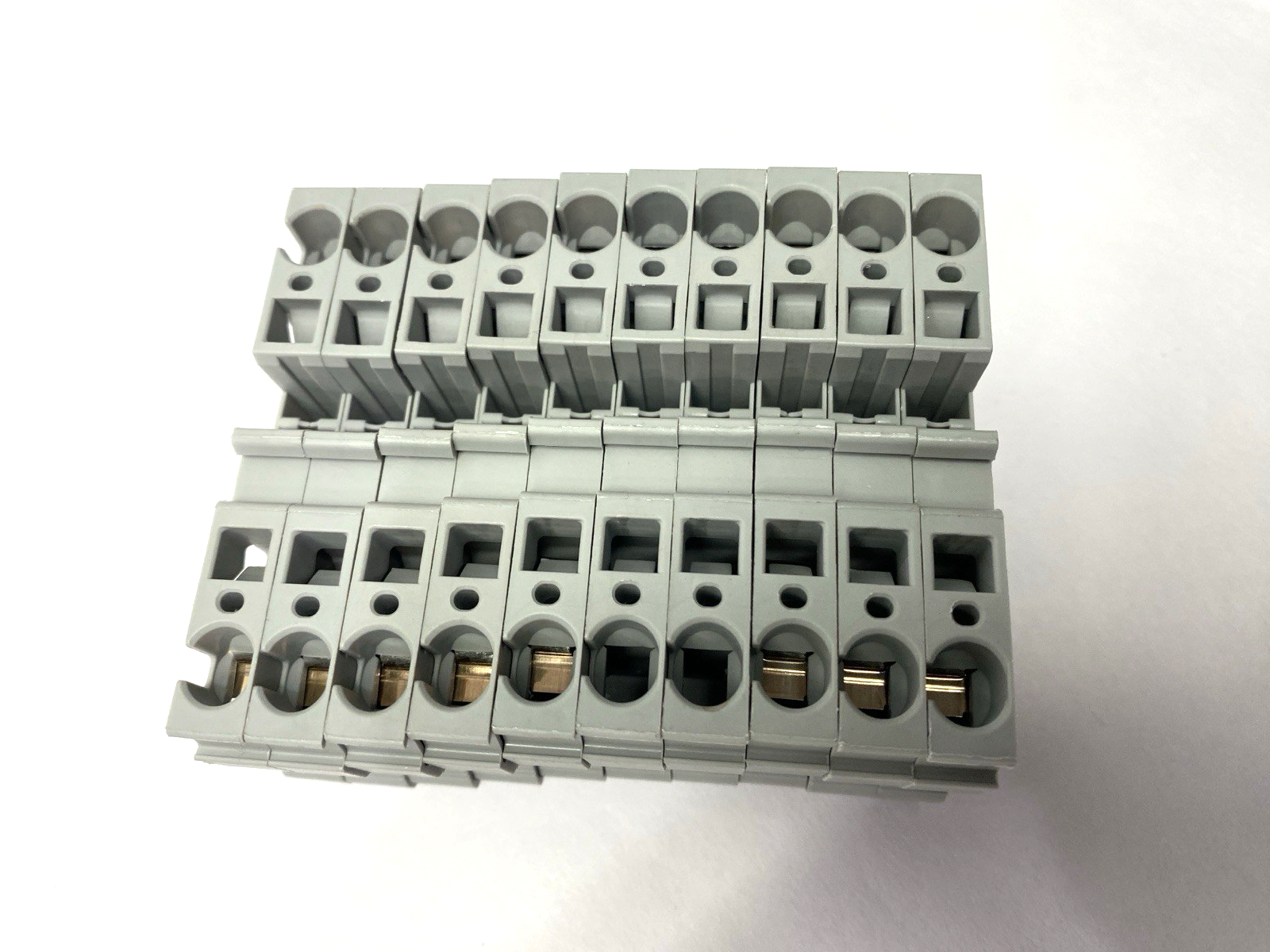 Phoenix Contact ST 6 Feed-Through Terminal Block 3031487 LOT OF 10 - Maverick Industrial Sales