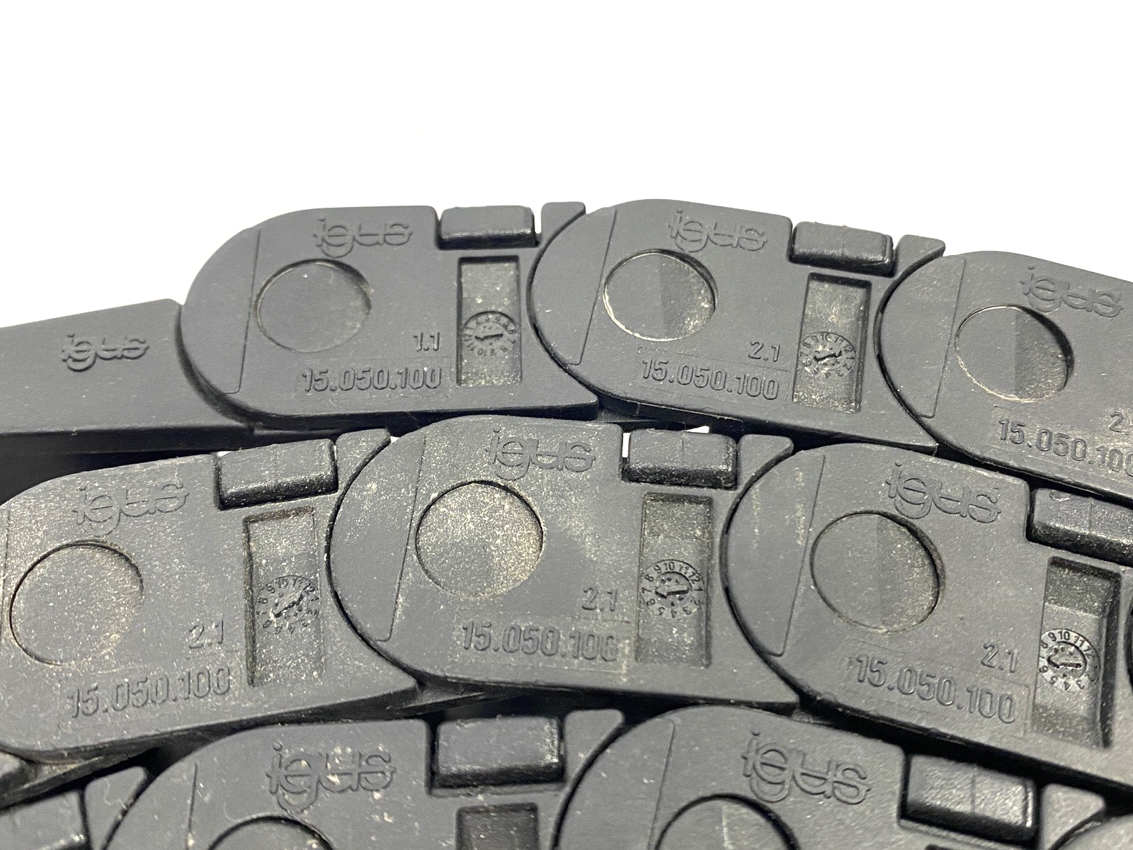 Igus 15.050.100 E-Chain Assembly 6' Overall Length - Maverick Industrial Sales