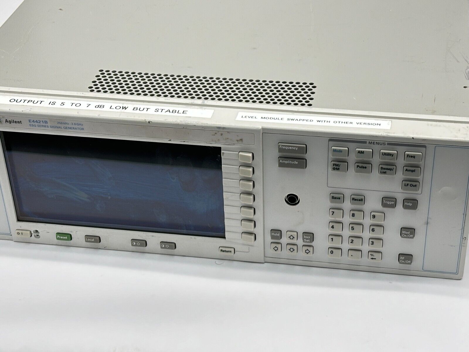 Agilent E4421B ESG Series Signal Generator 250kHz-3.0GHz - Maverick Industrial Sales
