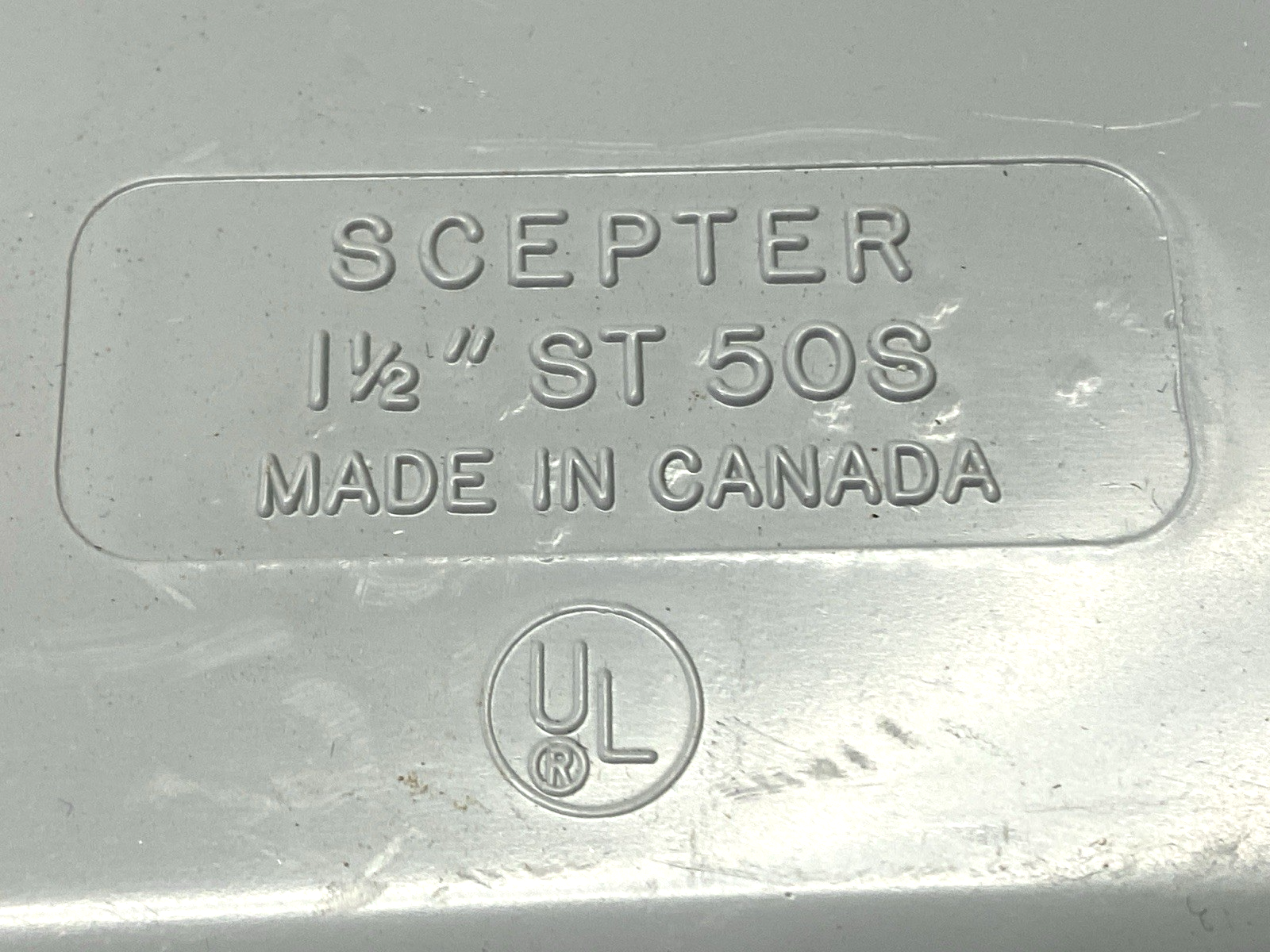 ST 50S | Scepter PVC Conduit Body T-Style Removable Cover 1-1/2" LOT OF 2 - New – Open box - Maverick Industrial Sales