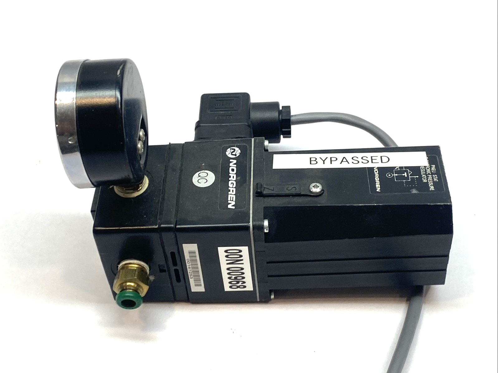 R26-200-RNLA | Norgren Electronic Proportional Pressure Regulator 0–8 Bar 0–10V 24 - Used - Maverick Industrial Sales