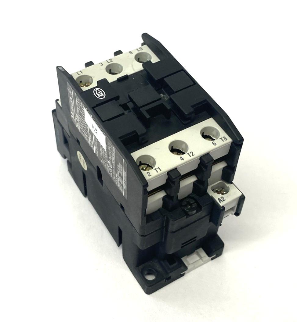 DIL0M | Moeller Power Contactor 35A 3-Phase w/ RC B DIL 48 - Used - Maverick Industrial Sales