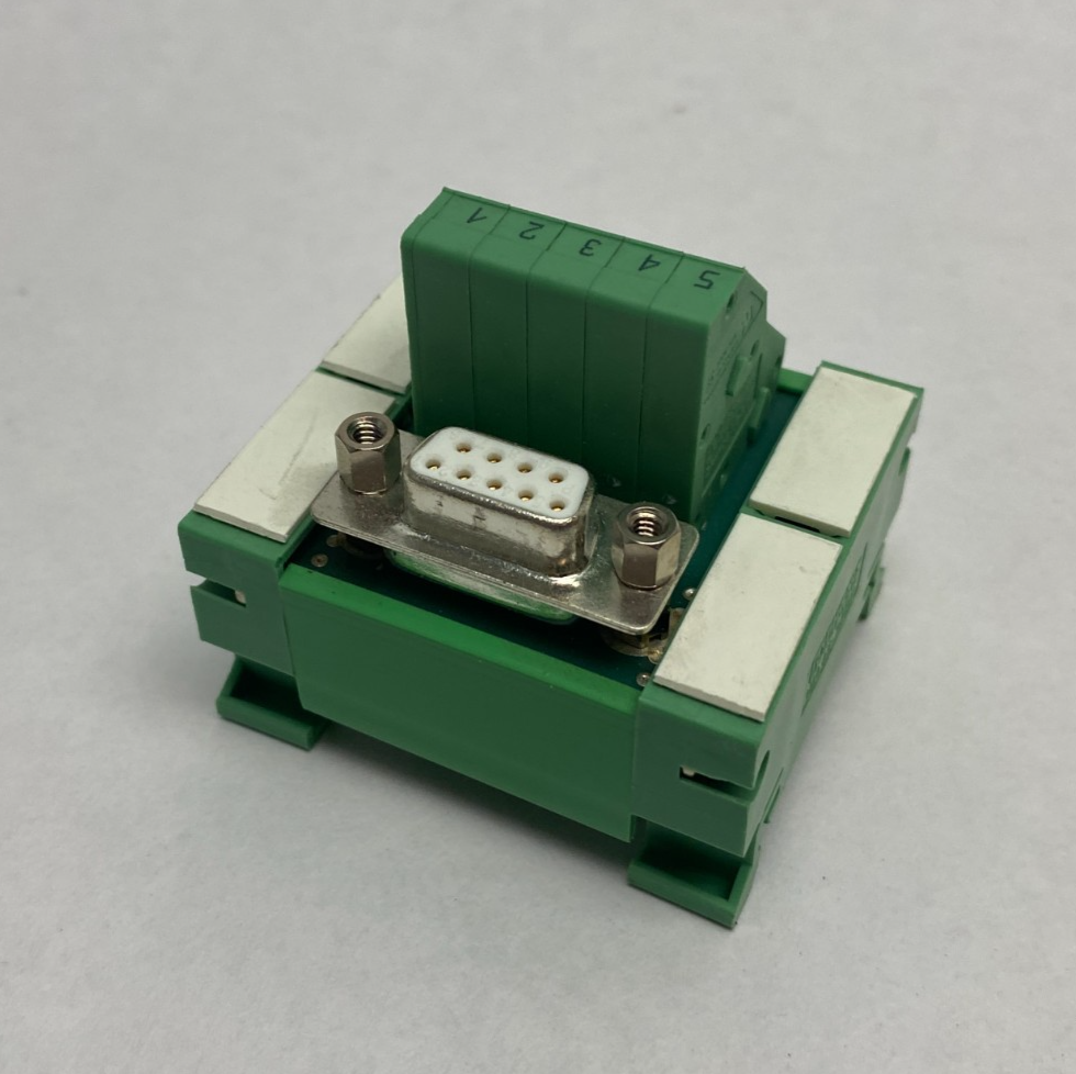 2293666 | Phoenix Contact VARIOFACE Termination Board UM 45-D 9SUB/B/ZFKDS - Used - Maverick Industrial Sales