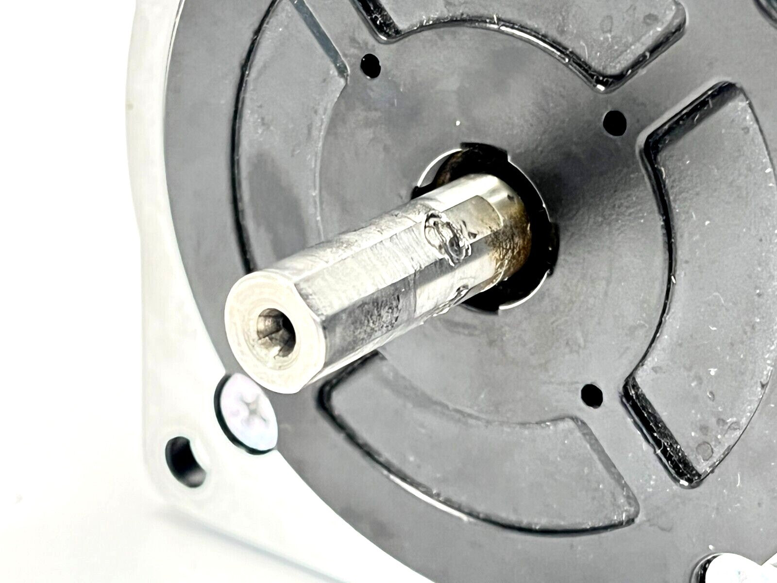 Sanyo Denki 103H8223-1141 StepSyn DC Stepper Motor 1.8 Degree/Step 7A - Maverick Industrial Sales