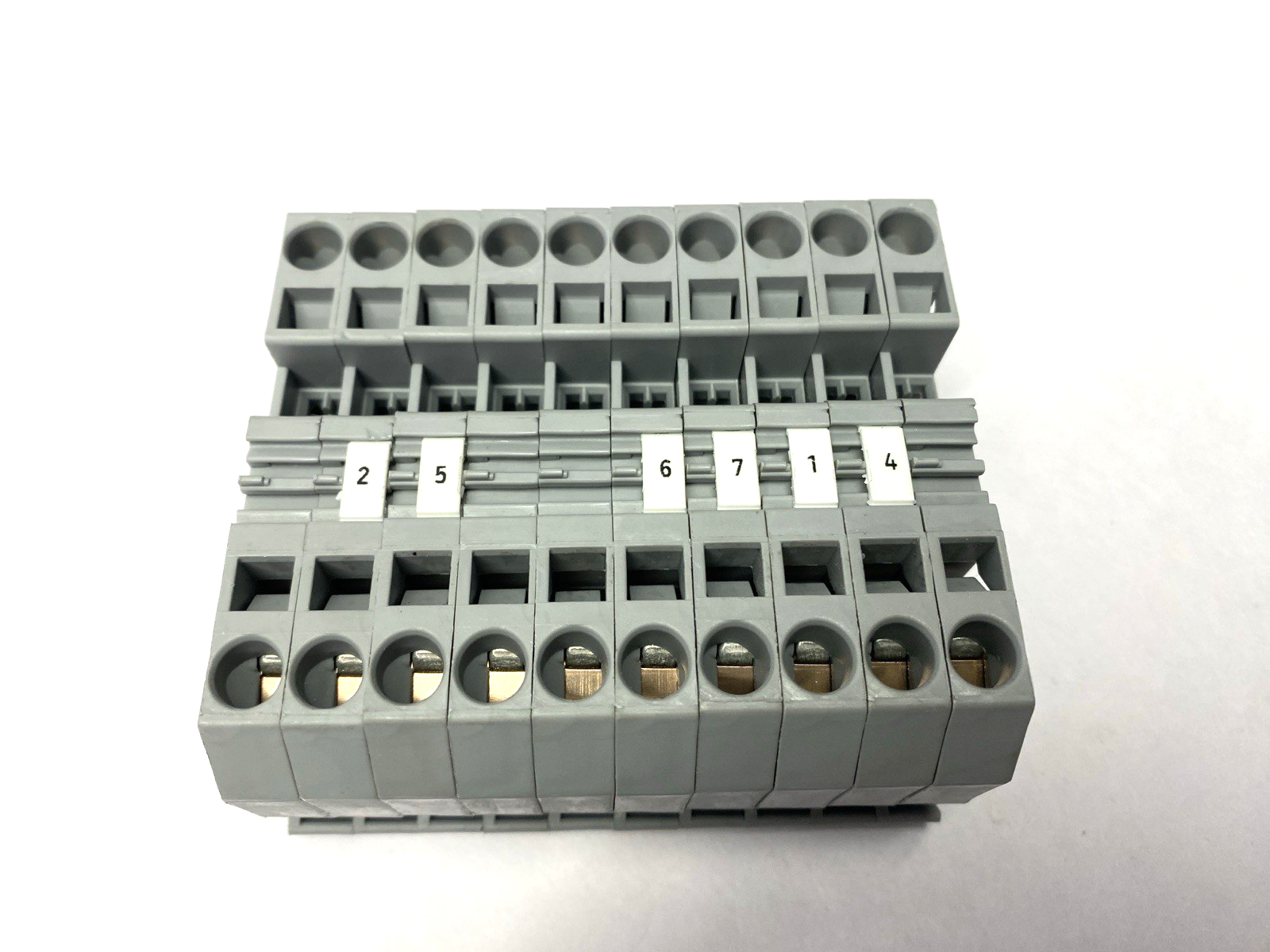 282-901 | Wago Terminal Block 2-Conductor LOT OF 10 - Used - Maverick Industrial Sales