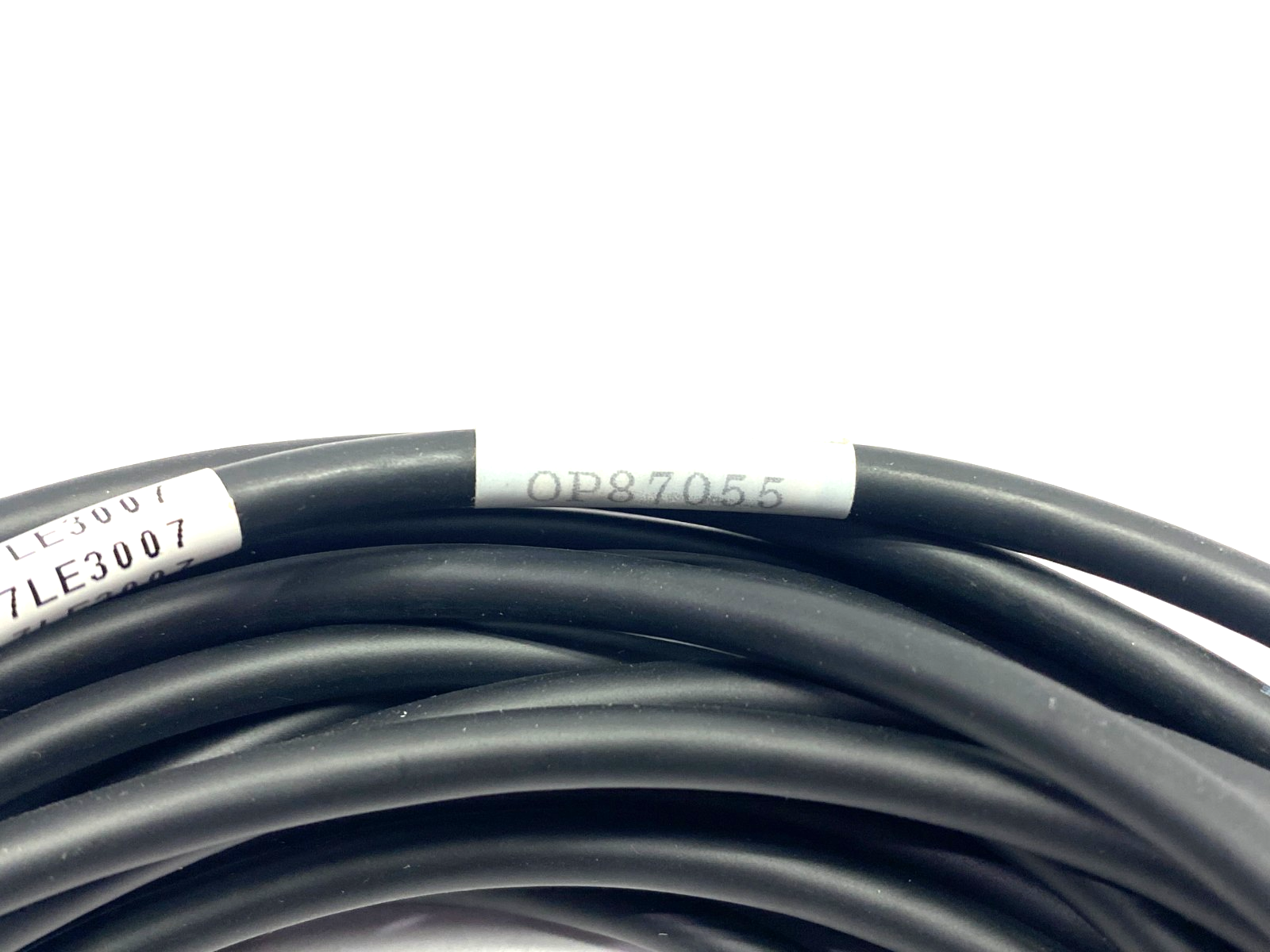 OP-87055 | Keyence RGB Monitor Cable 10m Length - New – Open box - Maverick Industrial Sales