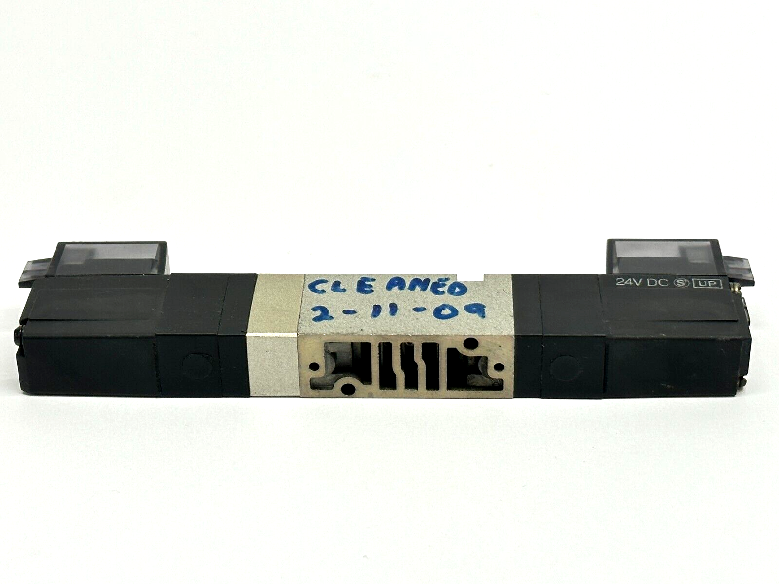 SMC NZ4324-0052F Pneumatic Air Valve 24VDC - Maverick Industrial Sales