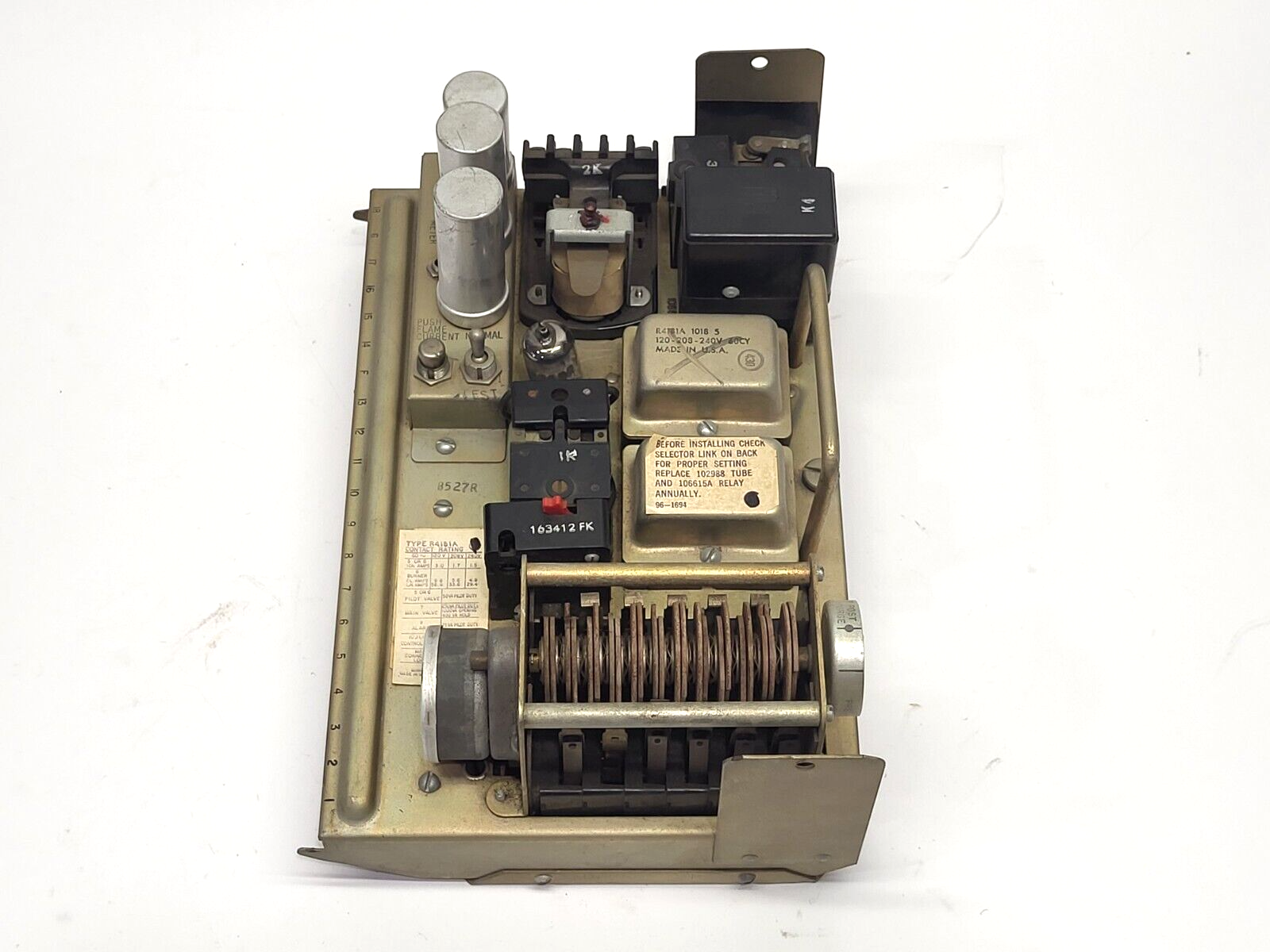 Honeywell R4181A-1038 Flame Safeguard and Control Module - Used - Maverick Industrial Sales