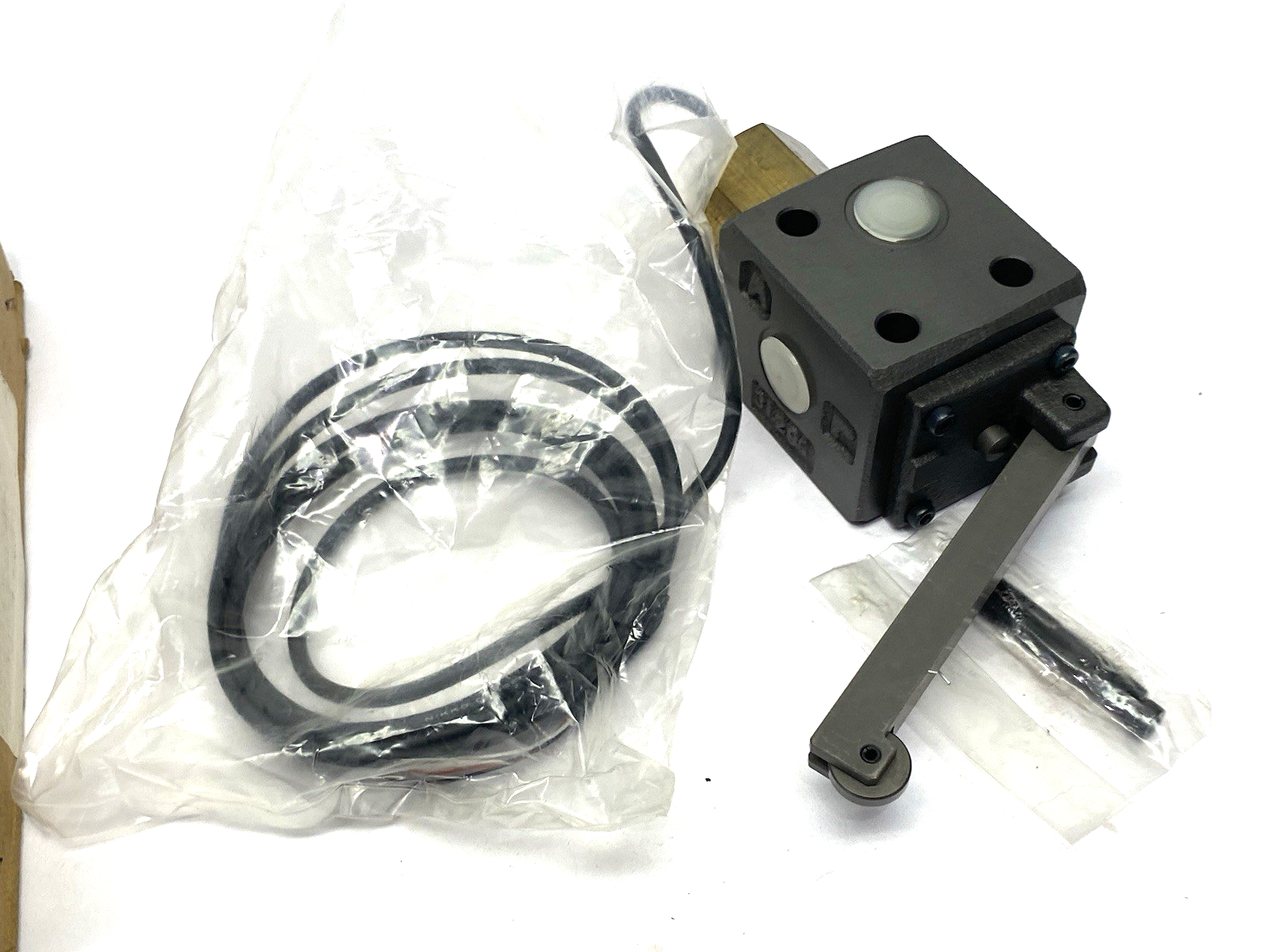Yuken SD1277-2B2-1001 Cam Operated Directional Valve - Maverick Industrial Sales