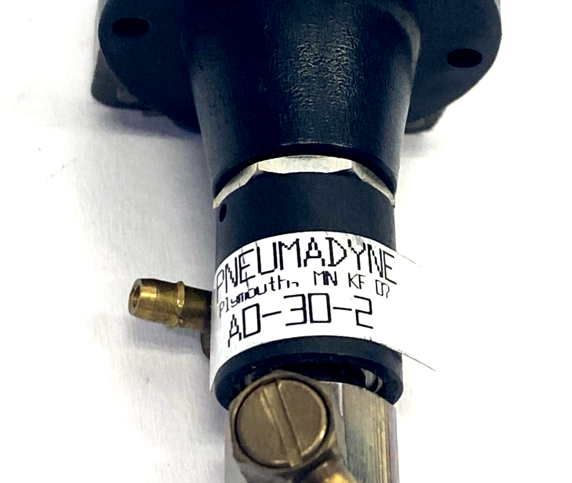 Pneumadyne A0-30-2 3-Way Pneumatic Control Valve w/ IDEC ASN Operator Knob - Maverick Industrial Sales