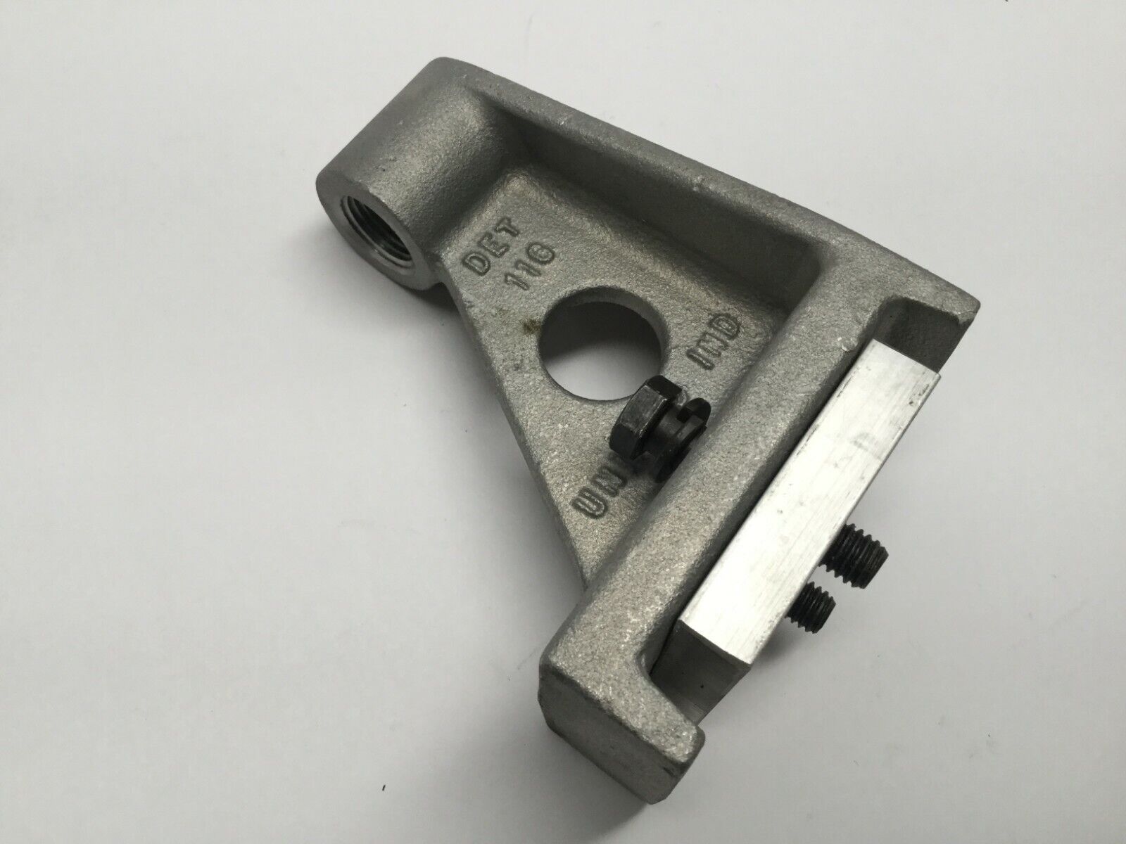 Unified Industries 25834 Bracket Festooning Hardware - Maverick Industrial Sales