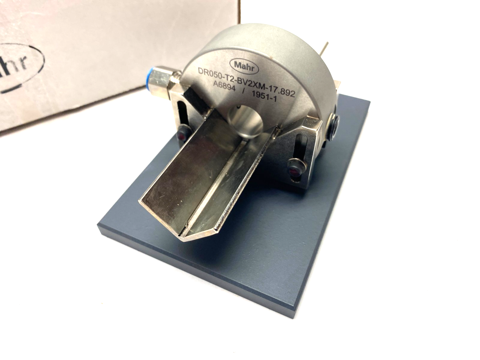Mahr DR050-T2-BV2XM-17.892 Dimensionair 2-Jet Air Ring Gauge A6894 w/ Base Plate - Maverick Industrial Sales